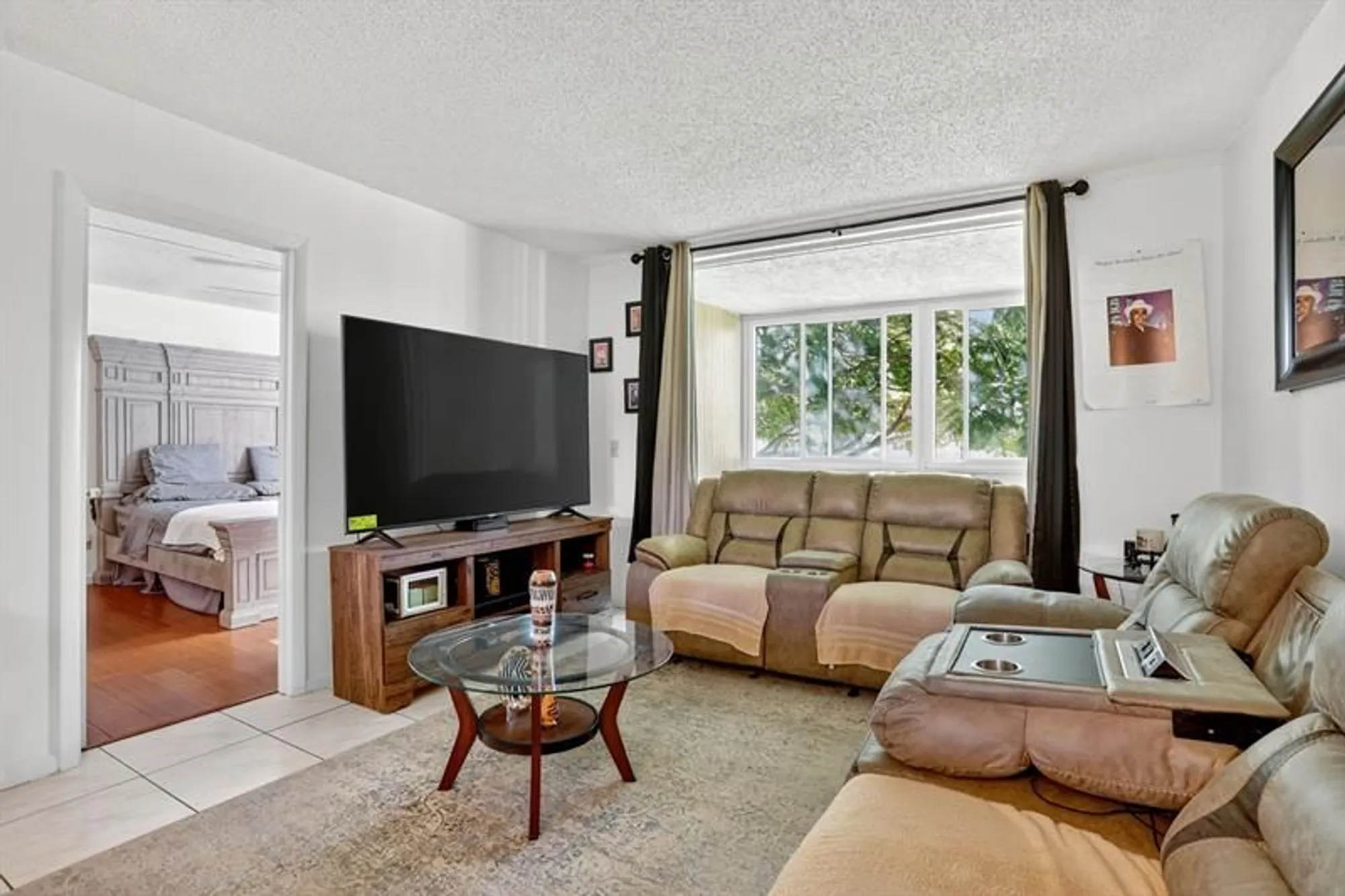 Property Slideshow image 19 of 40 | 6650 royal palm blvd apt 203, Margate, FL, 33063