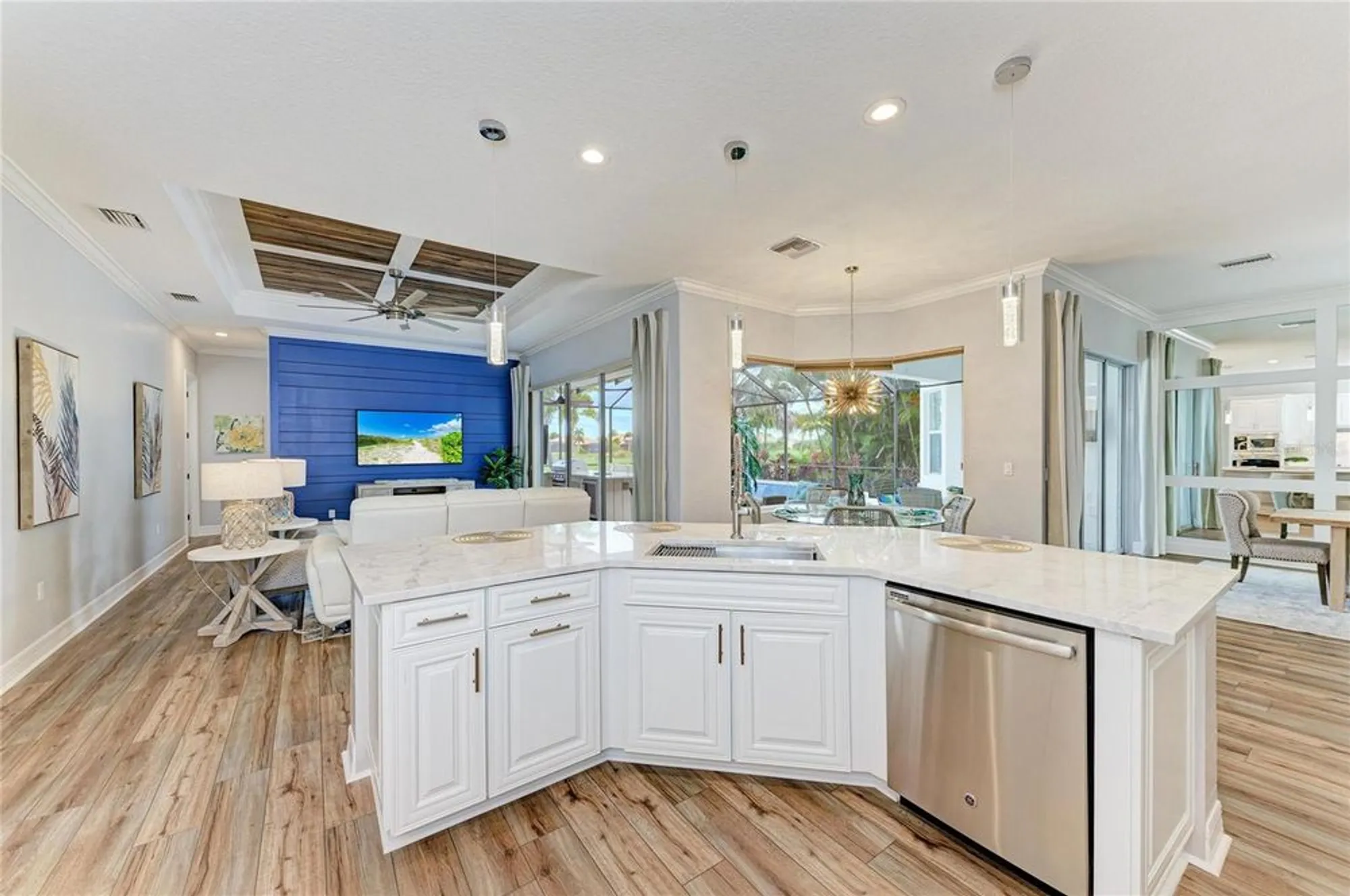 Property Slideshow image 25 of 93 | 8201 heritage grand pl, Bradenton, FL, 34212