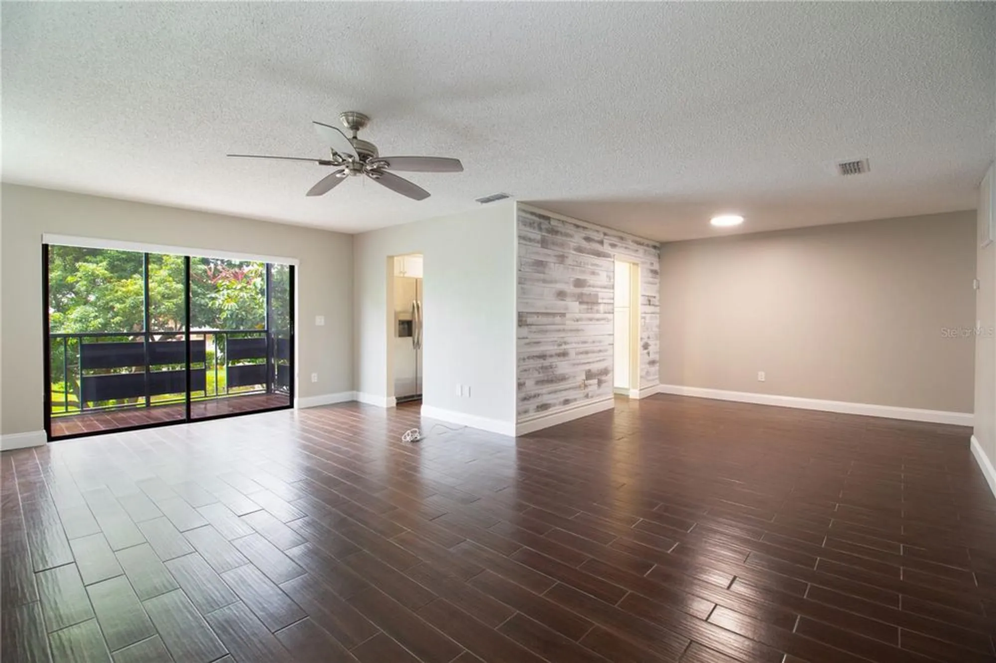 Property Slideshow image 8 of 35 | 6080 80th st n unit 201, St Petersburg, FL, 33709