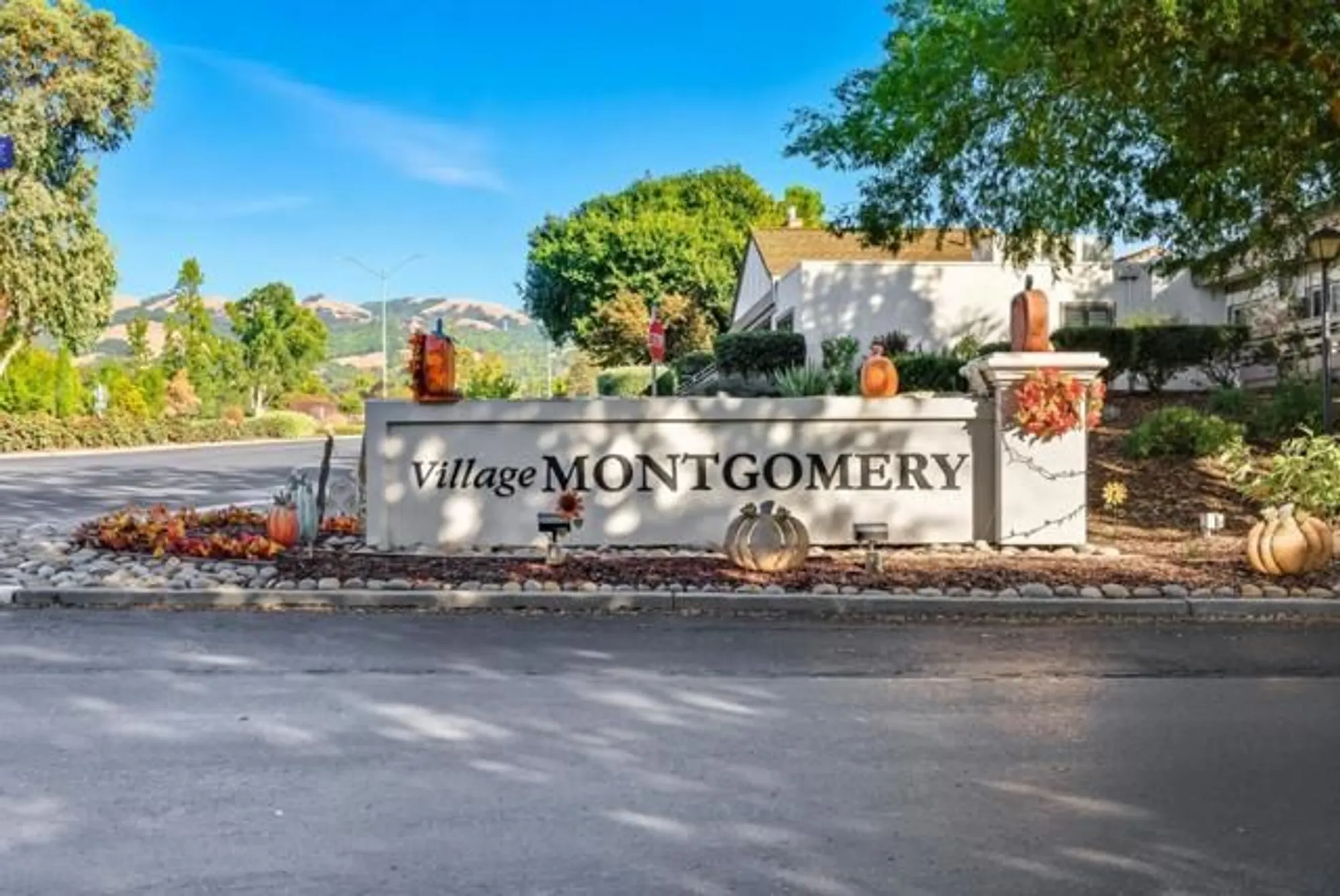 Property Slideshow image 37 of 45 | 8501 grenache ct, San Jose, CA, 95135