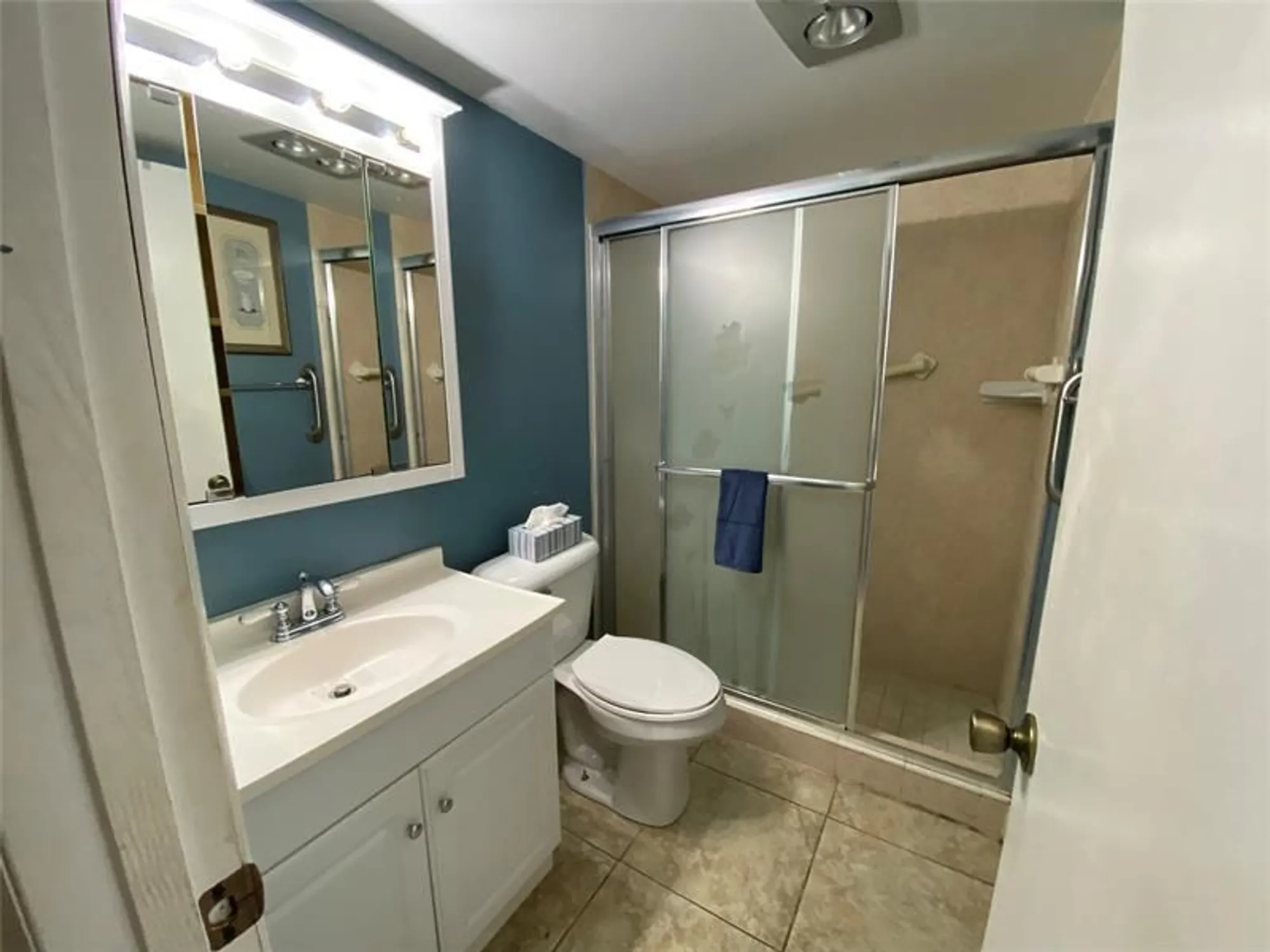 Property Slideshow image 11 of 44 | 2019 cambridge a # 2019, Deerfield Beach, FL, 33442
