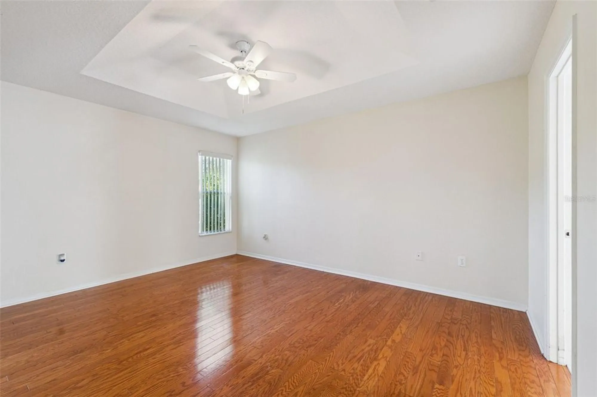 Property Slideshow image 12 of 29 | 29327 zeller ave, San Antonio, FL, 33576