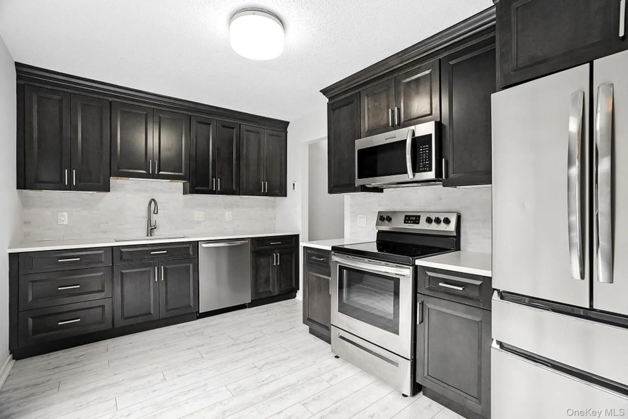 Property Slideshow image 8 of 29 | 972 heritage hls c, Somers, NY, 10589