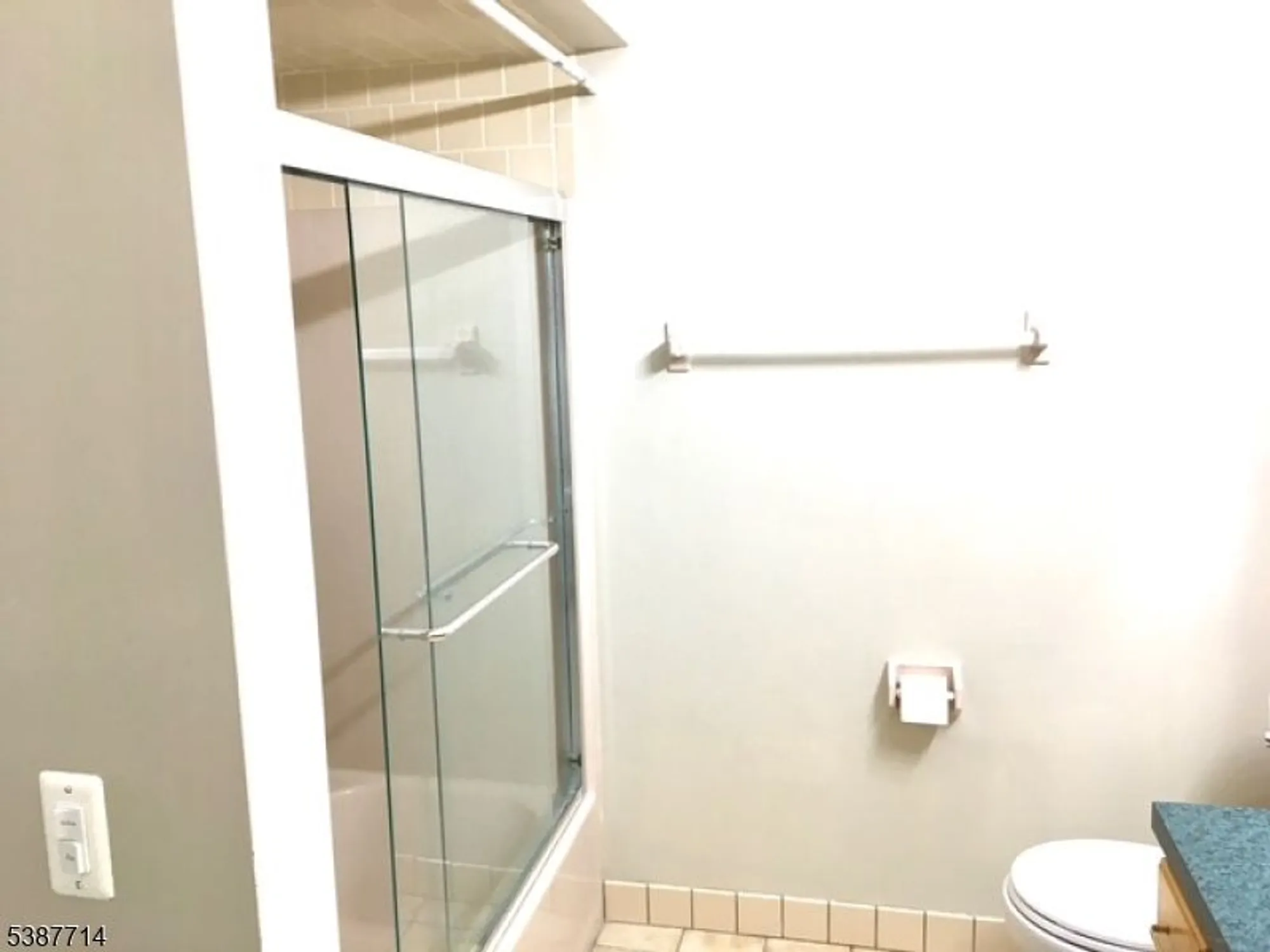 Property Slideshow image 6 of 12 | 4 richmond rd apt 112 112, West Milford, NJ, 07480