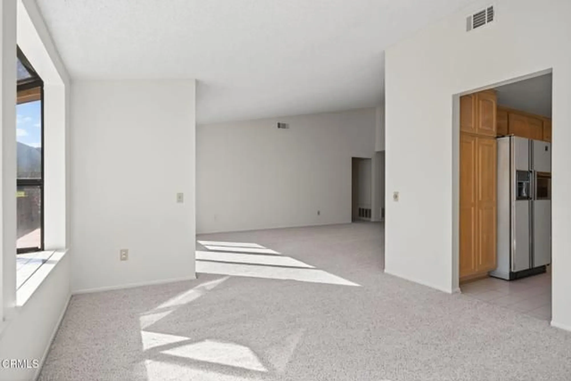 Property Slideshow image 9 of 52 | 17164 village 17, Camarillo, CA, 93012