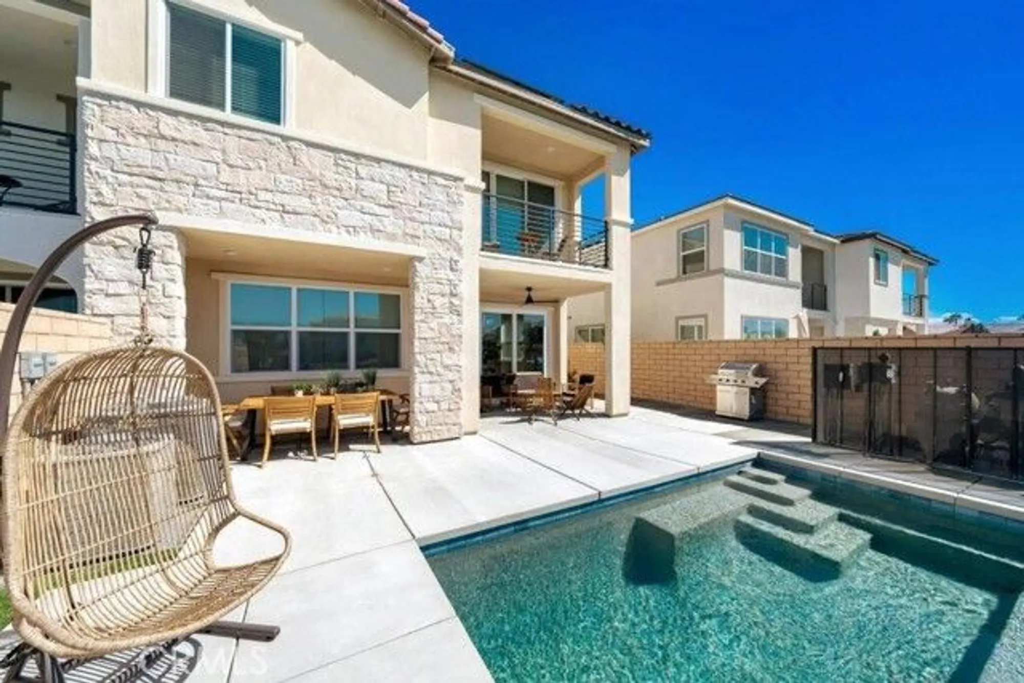 Property Slideshow image 32 of 40 | 84675 lago breeza dr, Indio, CA, 92203