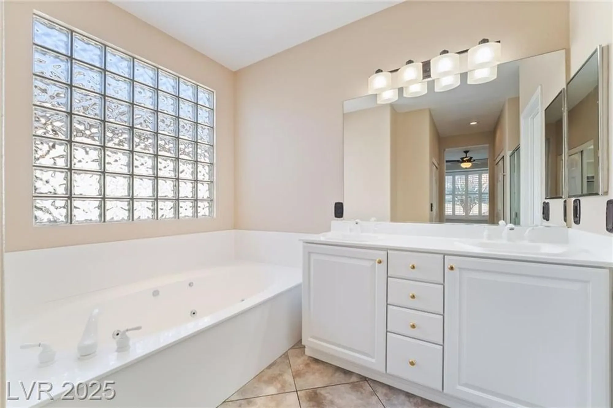 Property Slideshow image 25 of 41 | 4151 agosta luna pl, Las Vegas, NV, 89135