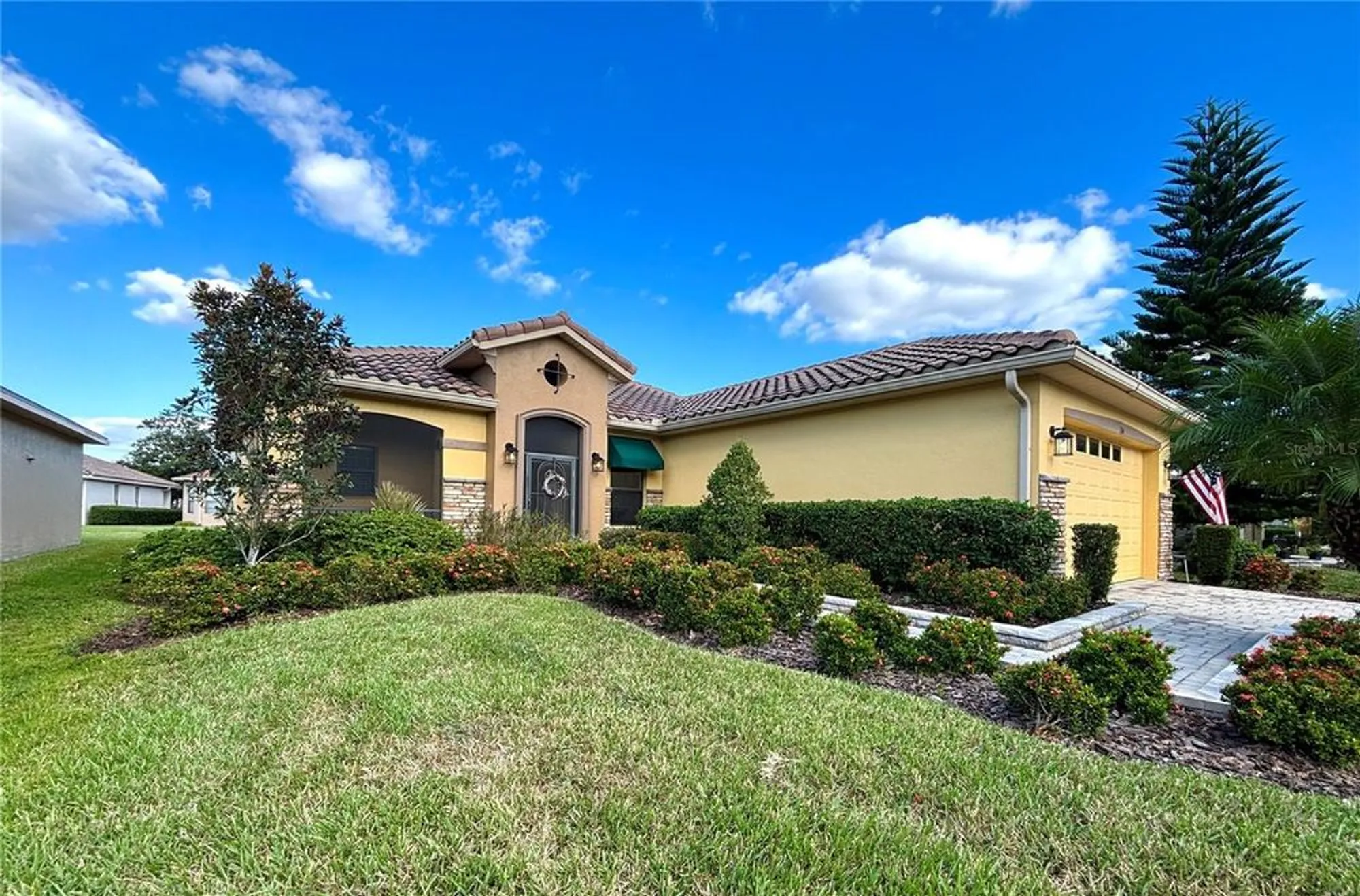 Property Slideshow image 1 of 62 | 134 glendale ct, Poinciana, FL, 34759