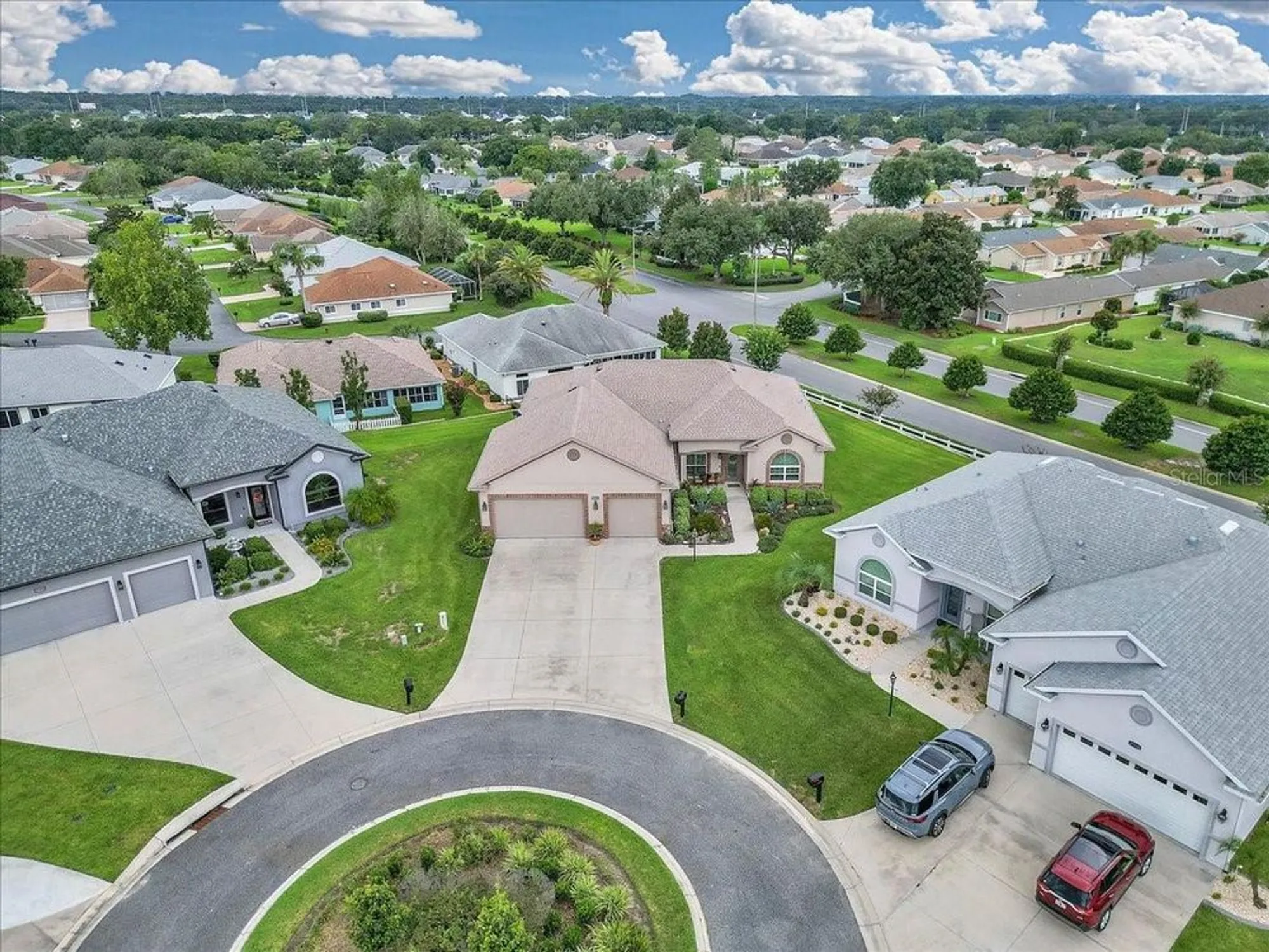 Property Slideshow image 7 of 49 | 17354 se 112th court rd, Summerfield, FL, 34491