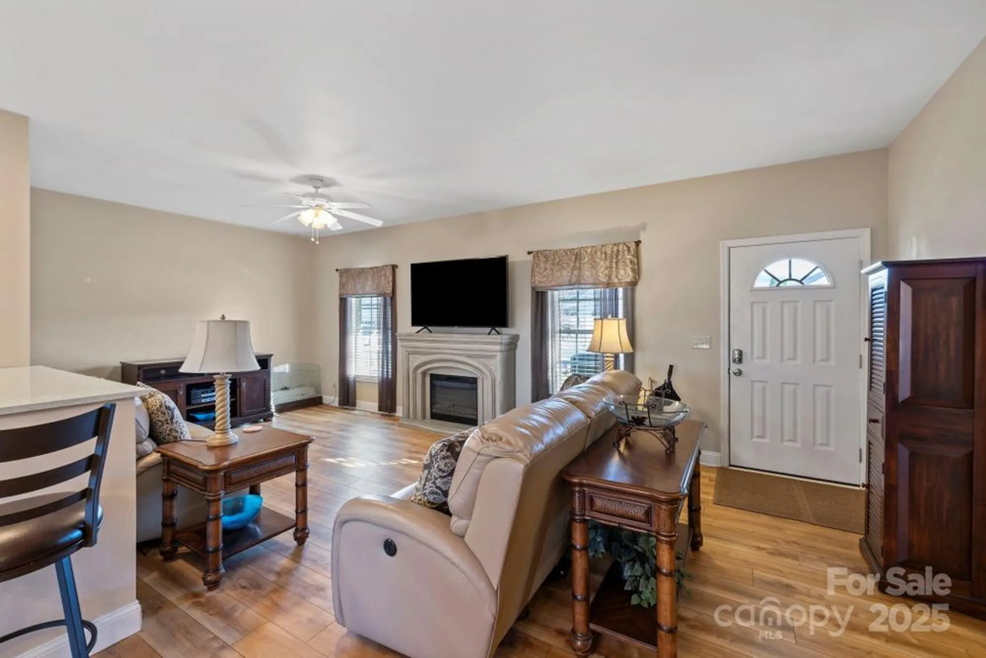 Property Slideshow image 17 of 48 | 494 riverwind dr, Hendersonville, NC, 28739