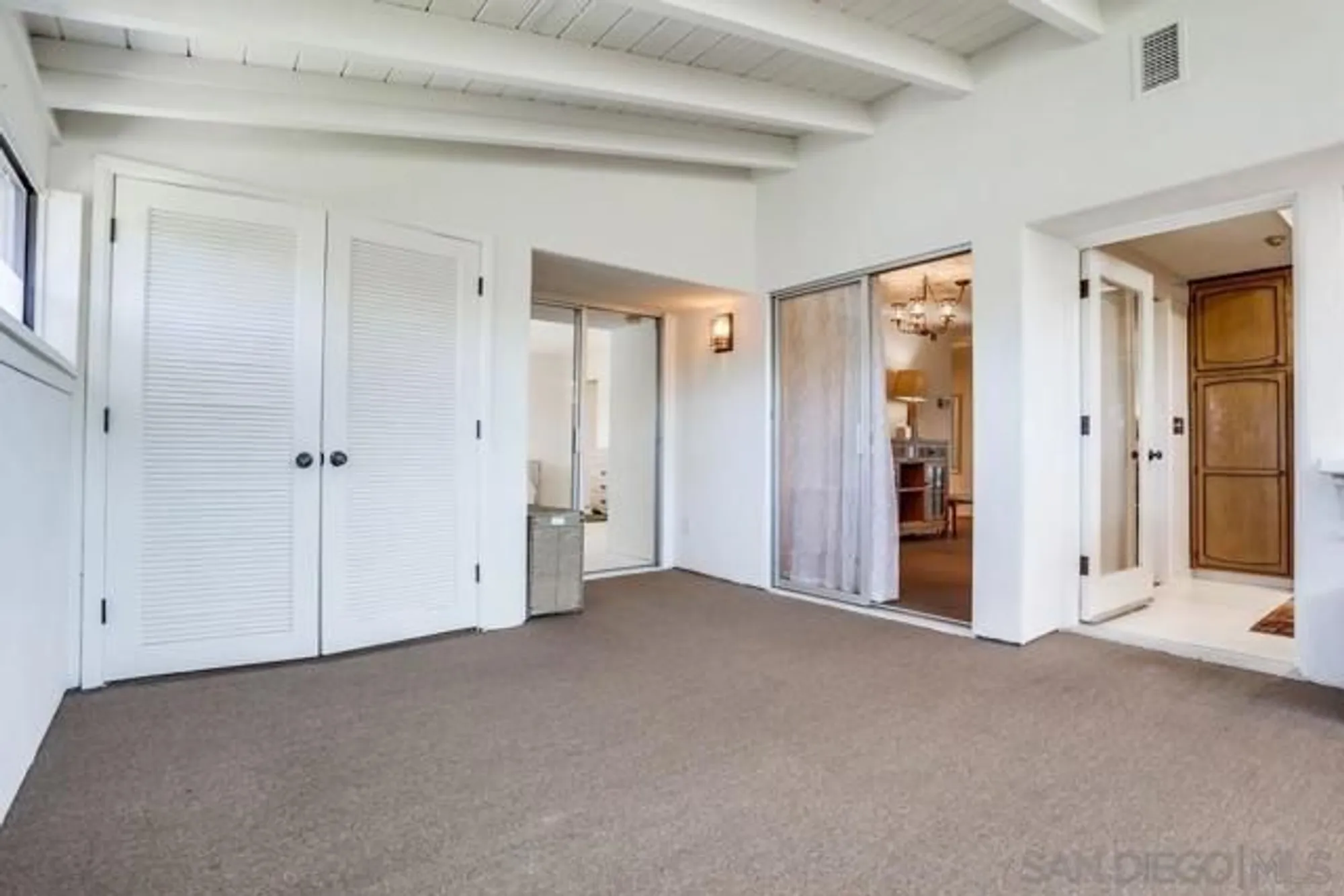 Property Slideshow image 16 of 46 | 16555 caminito vecinos 39, San Diego, CA, 92128