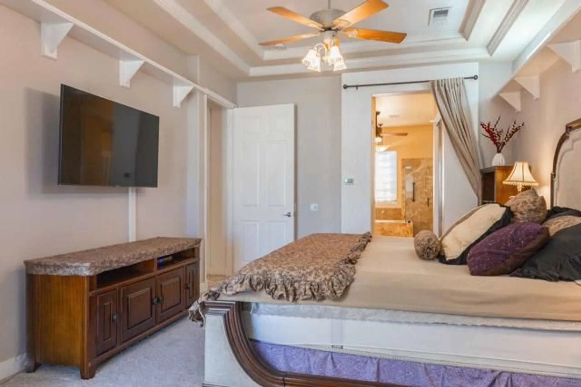 Property Slideshow image 19 of 41 | 80226 royal birkdale dr, Indio, CA, 92201