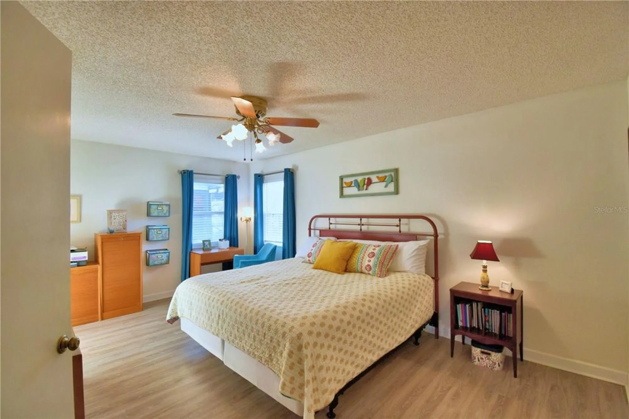 Property Slideshow image 22 of 60 | 4823 colonnades cir, Lakeland, FL, 33811