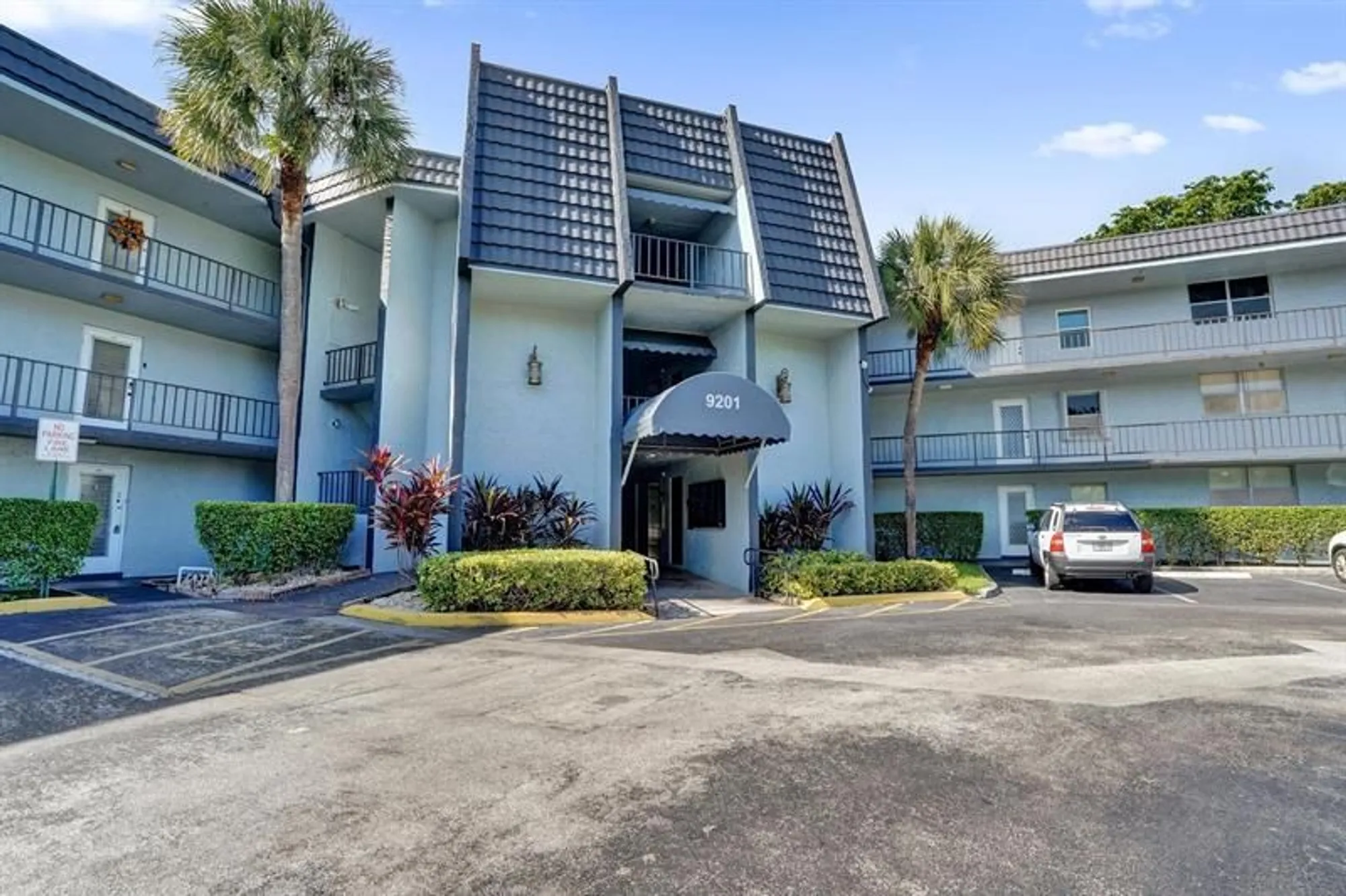 Property Slideshow image 31 of 31 | 9201 lime bay blvd apt 114, Tamarac, FL, 33321