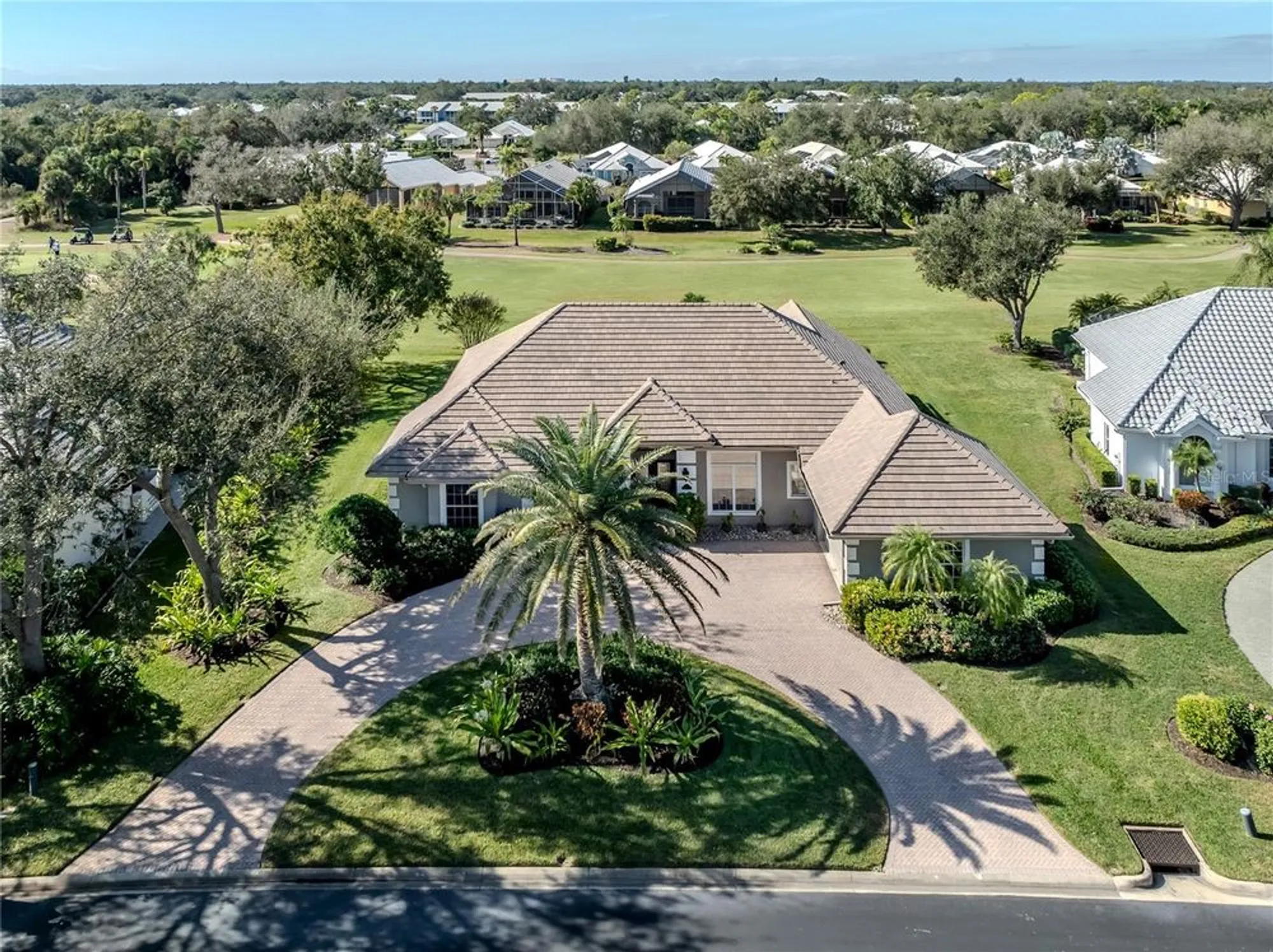 Property Slideshow image 1 of 60 | 406 trenwick ln, Venice, FL, 34293