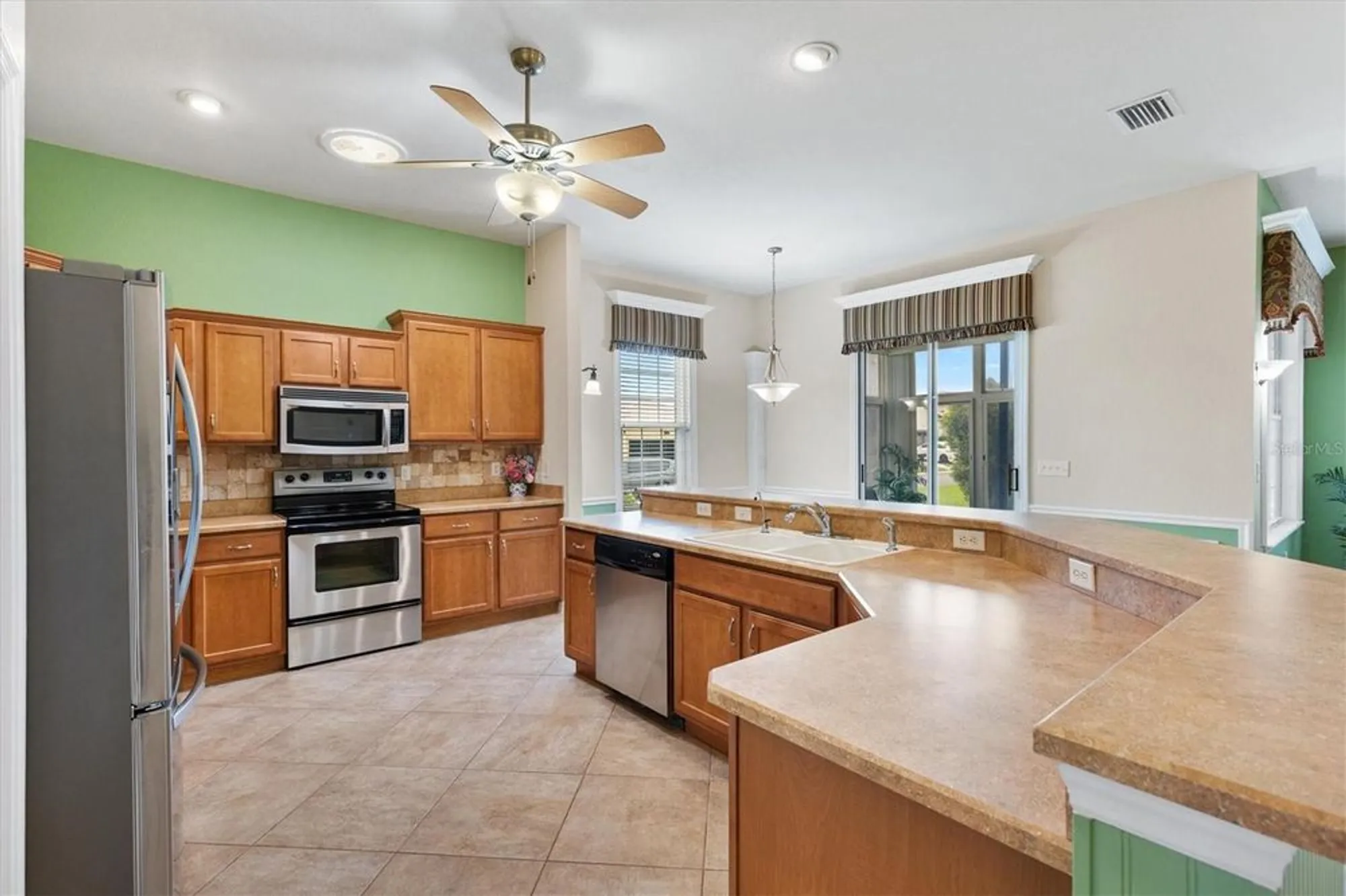 Property Slideshow image 13 of 58 | 17485 se 121st cir, Summerfield, FL, 34491