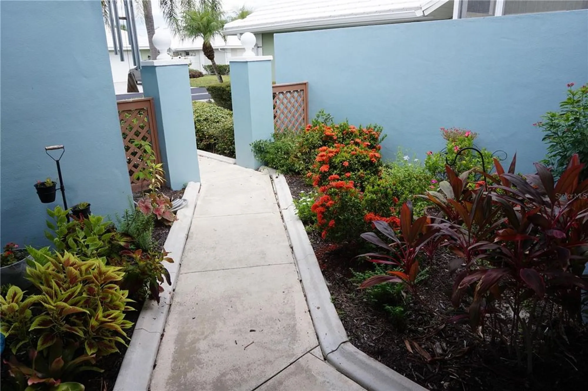 Property Slideshow image 7 of 35 | 789 harrington lake dr 68, Venice, FL, 34293