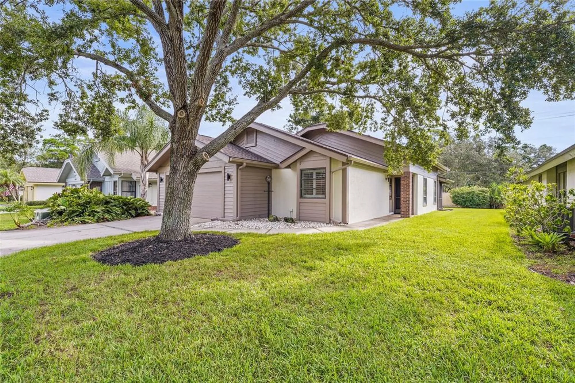 Property Slideshow image 6 of 51 | 7845 pine trace dr, Sarasota, FL, 34243