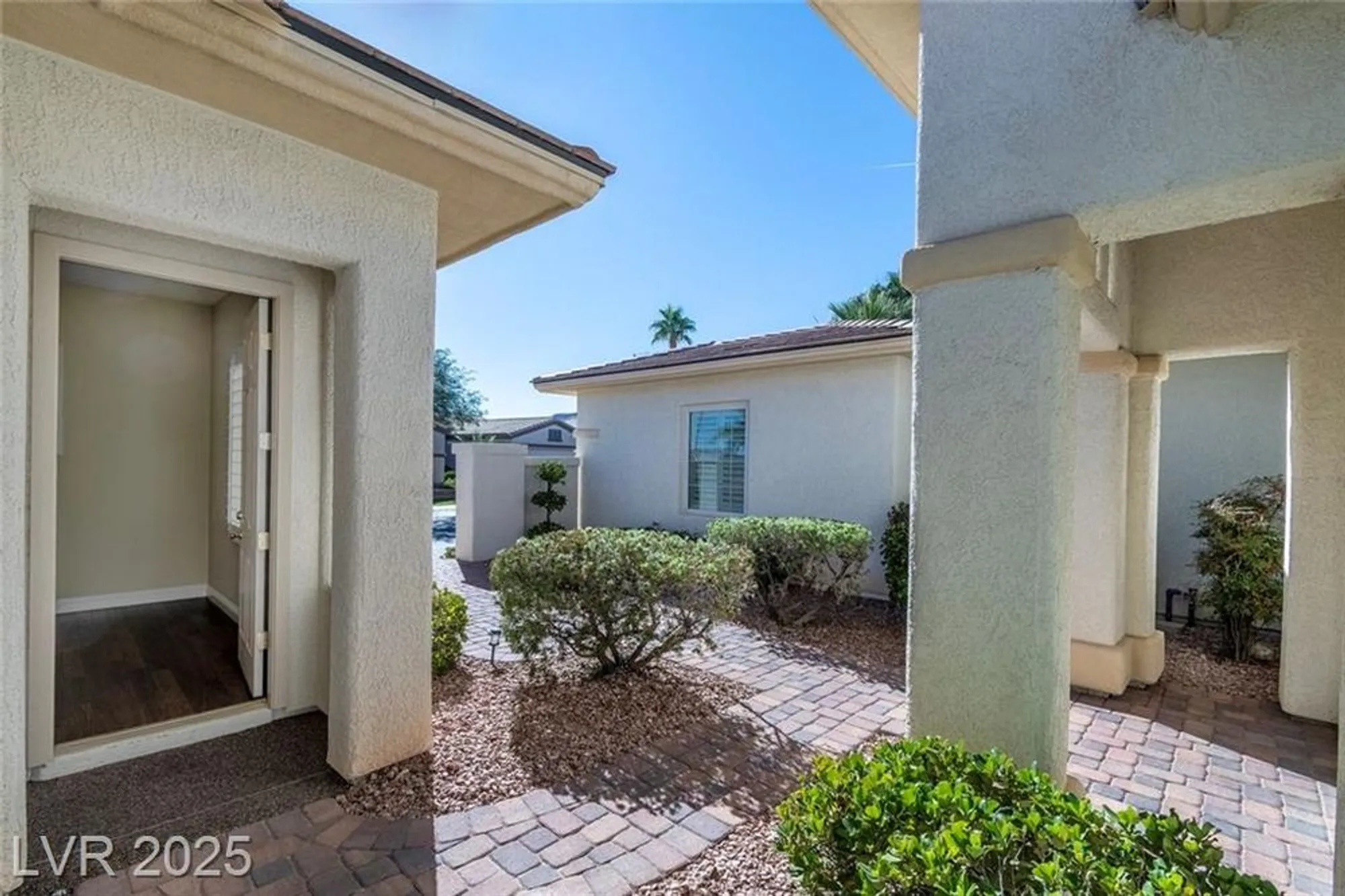 Property Slideshow image 61 of 84 | 10286 rio de thule ln, Las Vegas, NV, 89135