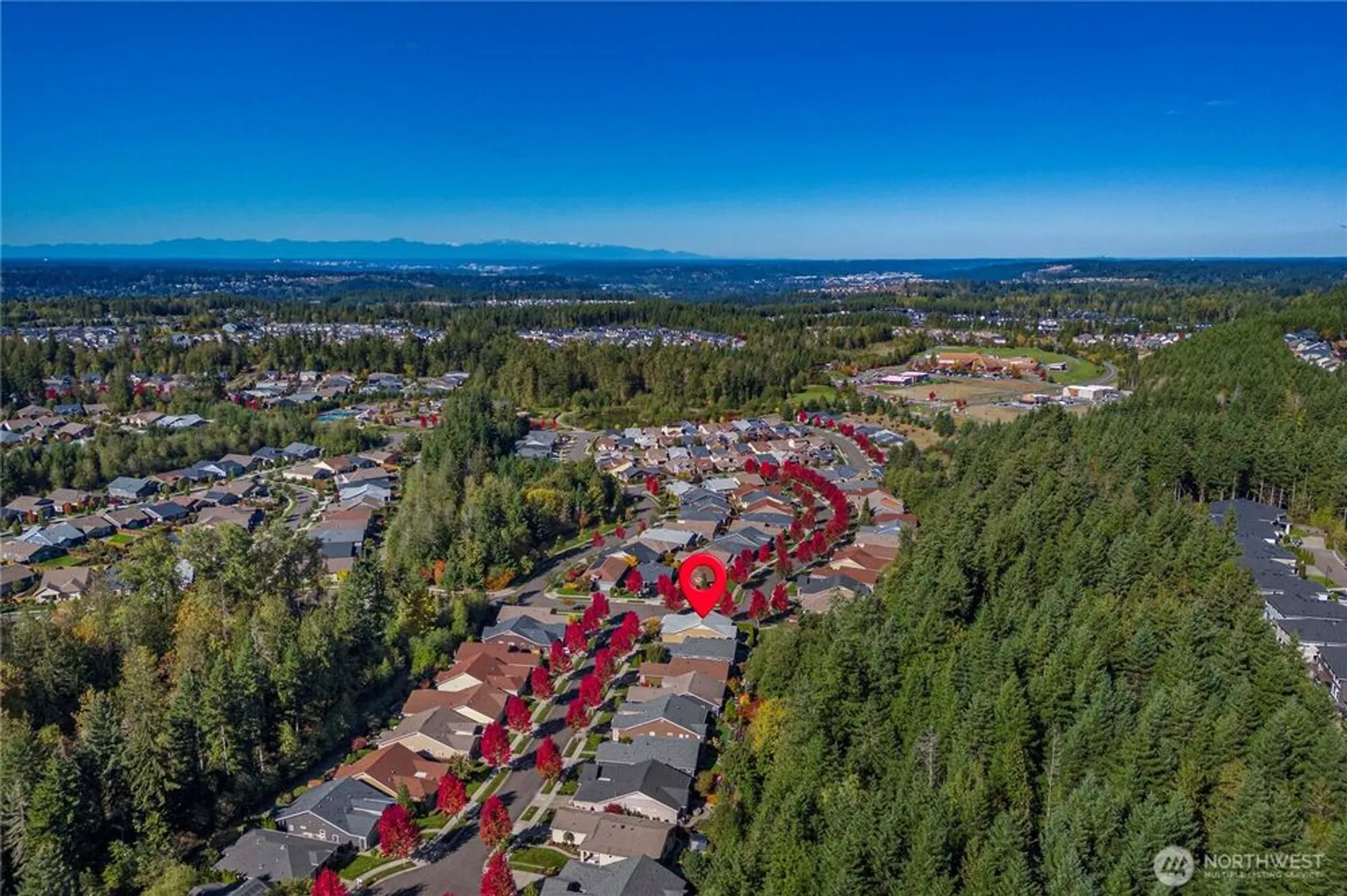 Property Slideshow image 28 of 33 | 14613 knoll park ct, Bonney Lake, WA, 98391