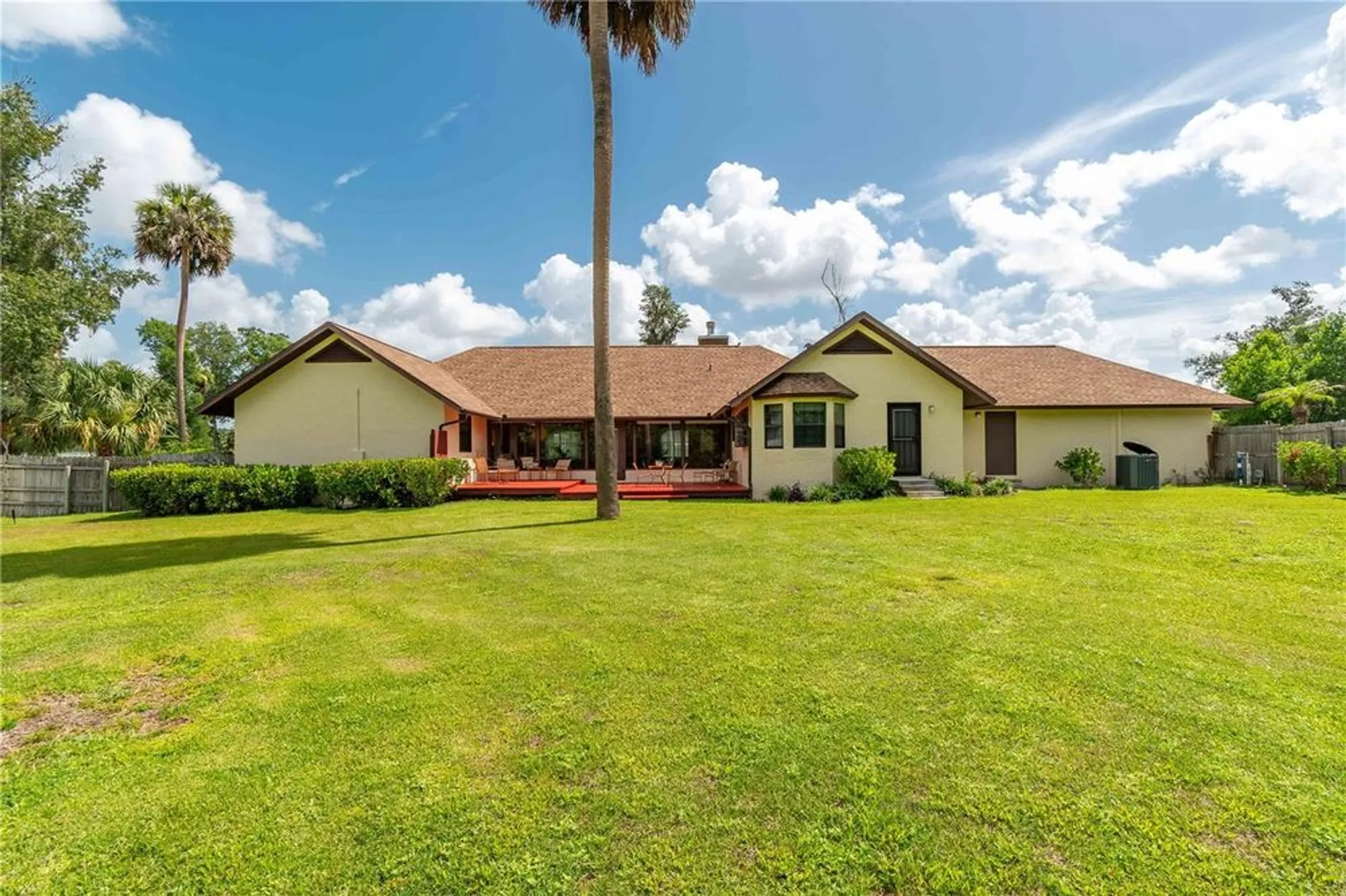 Property Slideshow image 14 of 66 | 3555 sw 24th avenue rd, Ocala, FL, 34471