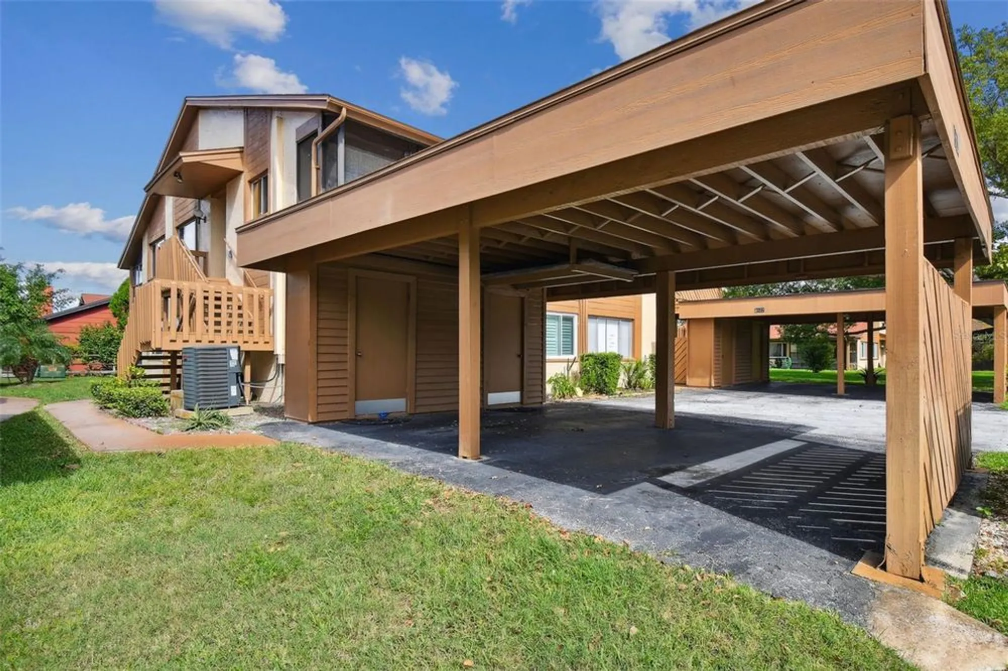 Property Slideshow image 31 of 46 | 4028 davit dr # 4028, New Port Richey, FL, 34652