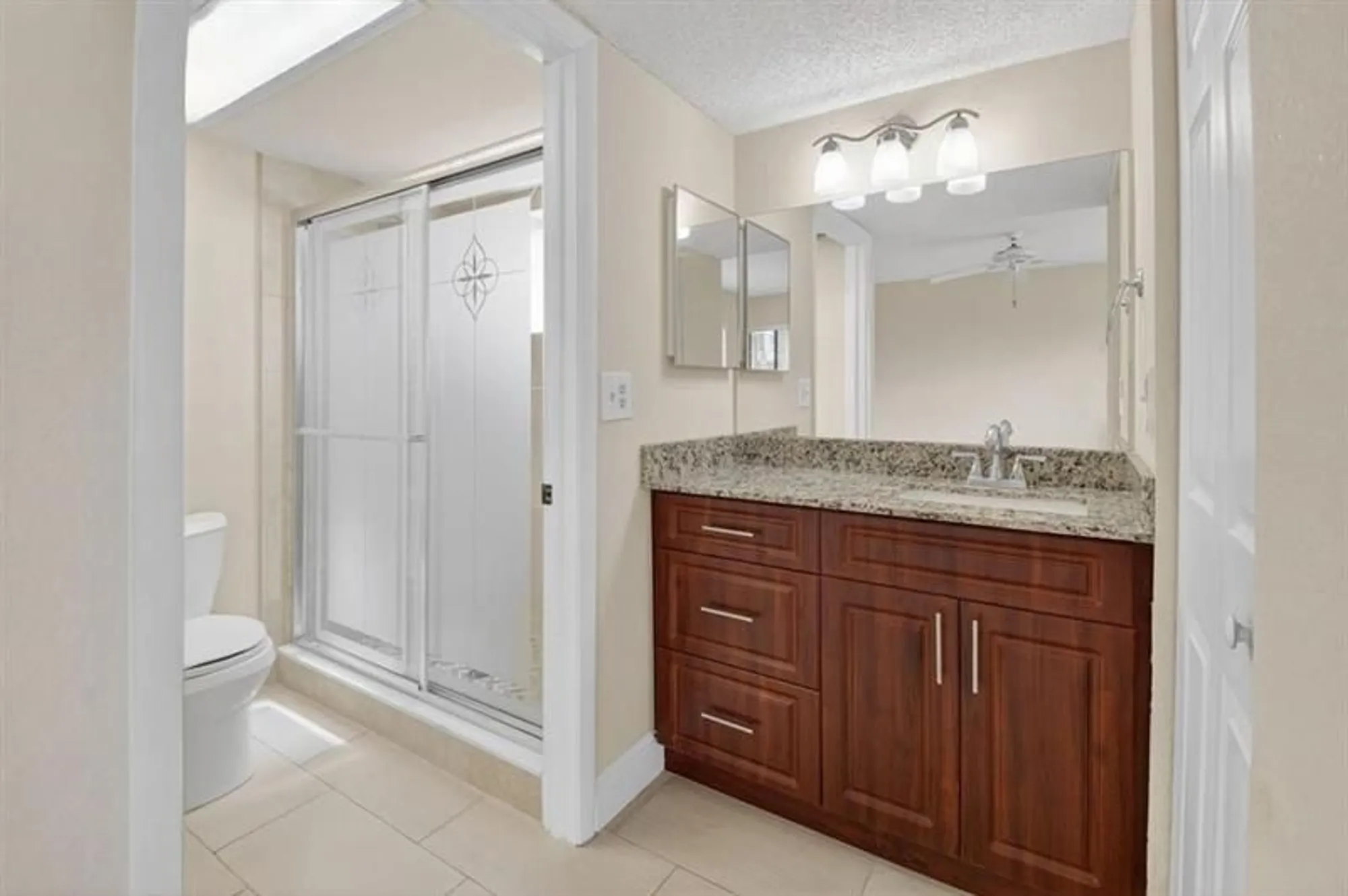 Property Slideshow image 21 of 39 | 5370 las verdes cir apt 319, Delray Beach, FL, 33484