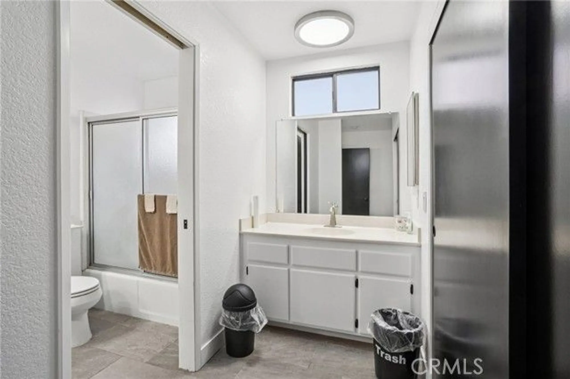 Property Slideshow image 11 of 18 | 2534 beech tree st, Hemet, CA, 92545