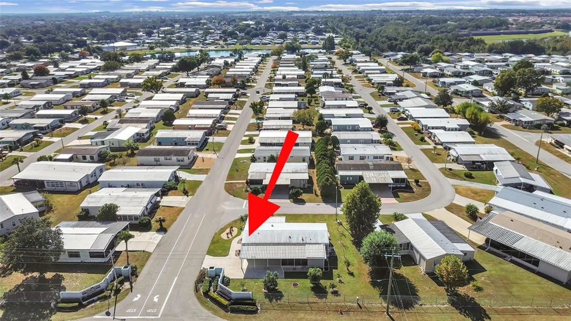 Property Slideshow image 7 of 40 | 5038 foxwood blvd, Lakeland, FL, 33810