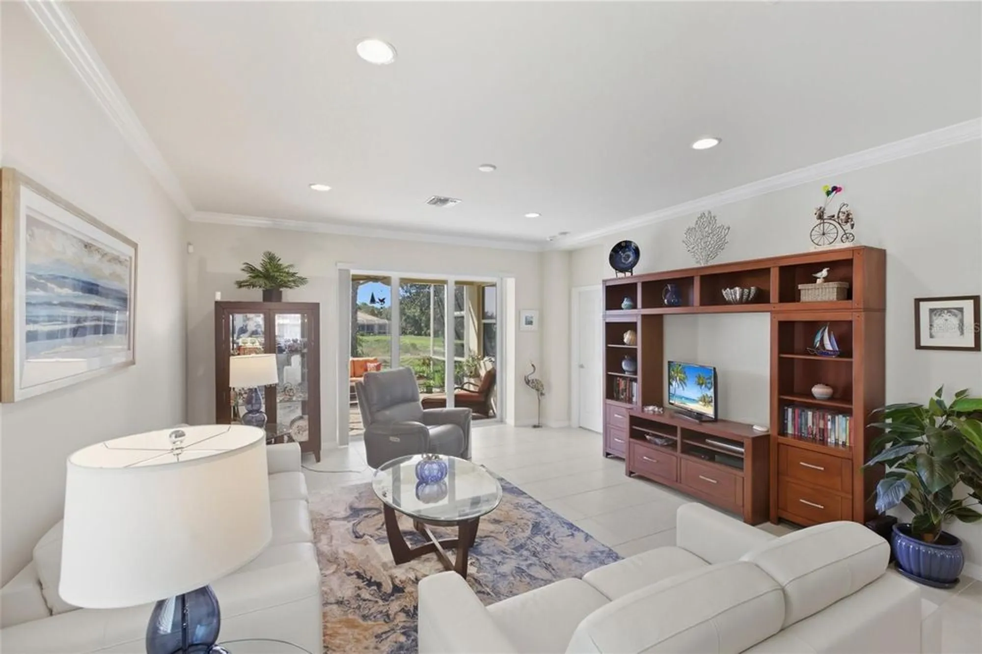 Property Slideshow image 14 of 63 | 6105 granaway ct, Sarasota, FL, 34238