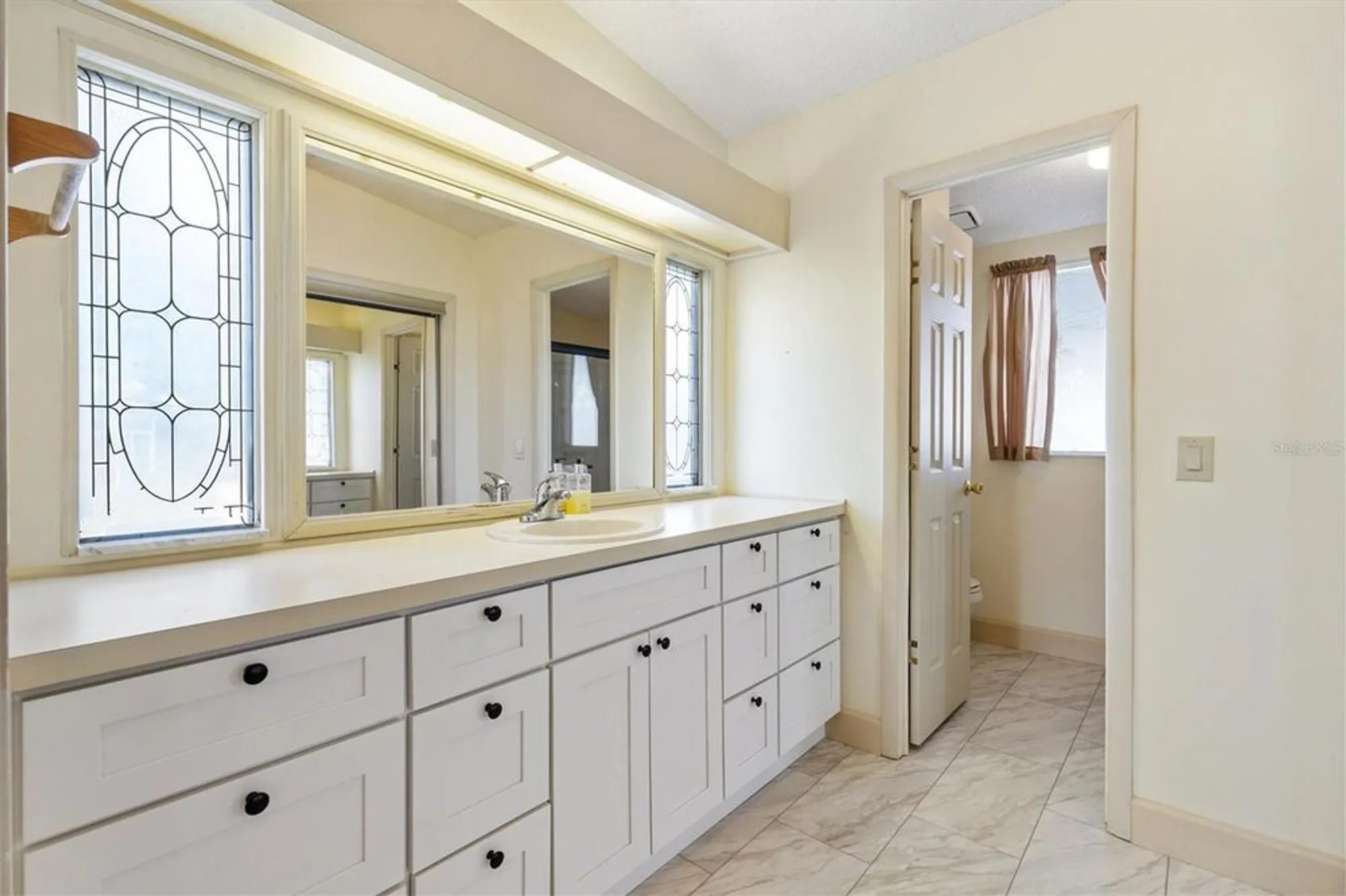 Property Slideshow image 19 of 38 | 523 bonita dr, The Villages, FL, 32159