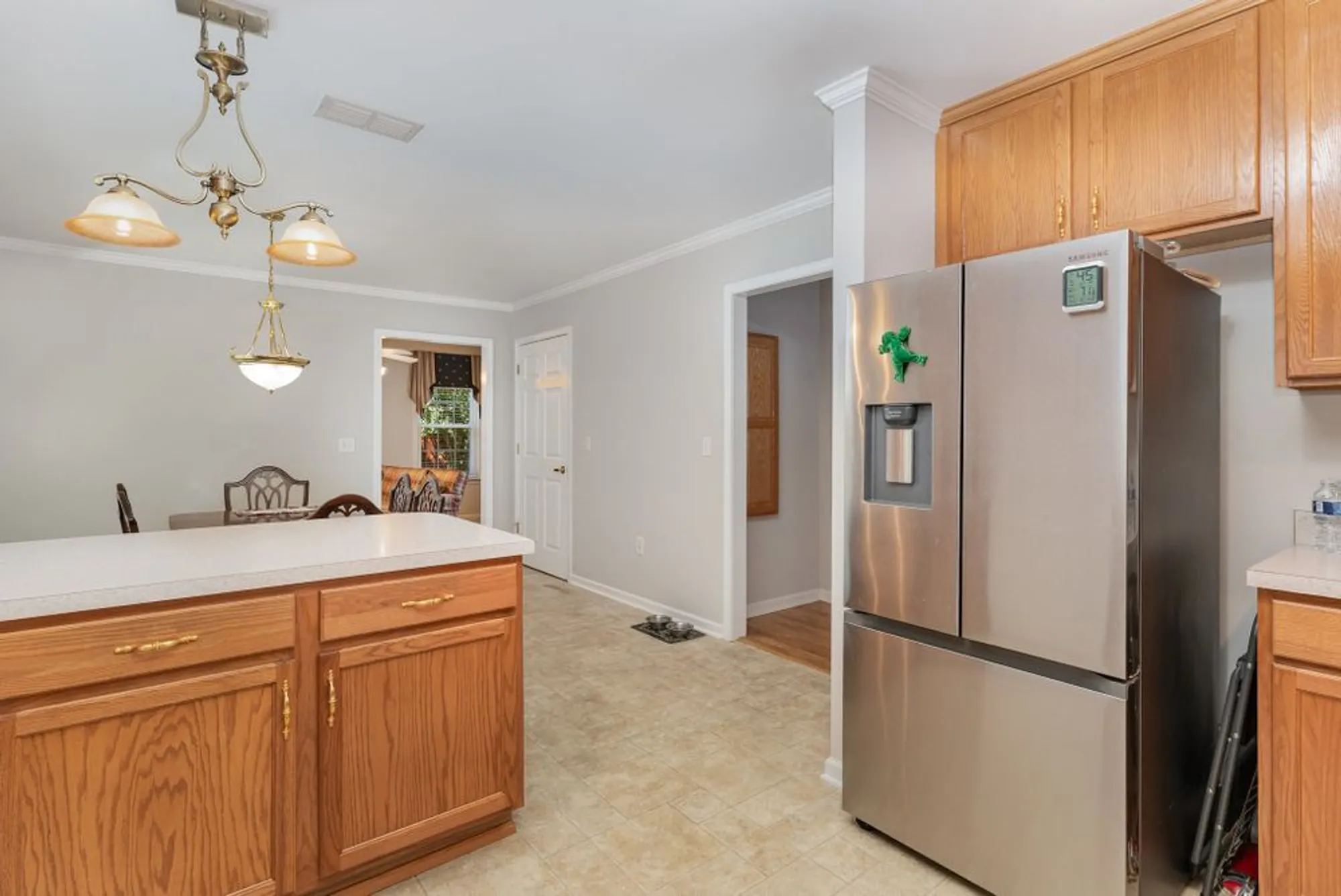 Property Slideshow image 7 of 15 | 646 forest glen cir, Murfreesboro, TN, 37128