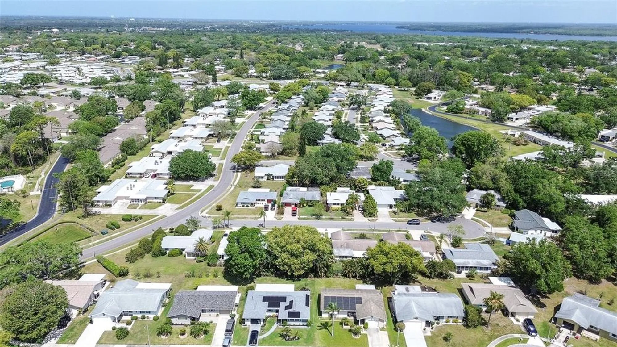 Property Slideshow image 30 of 36 | 2955 briar cliff dr, Palm Harbor, FL, 34684