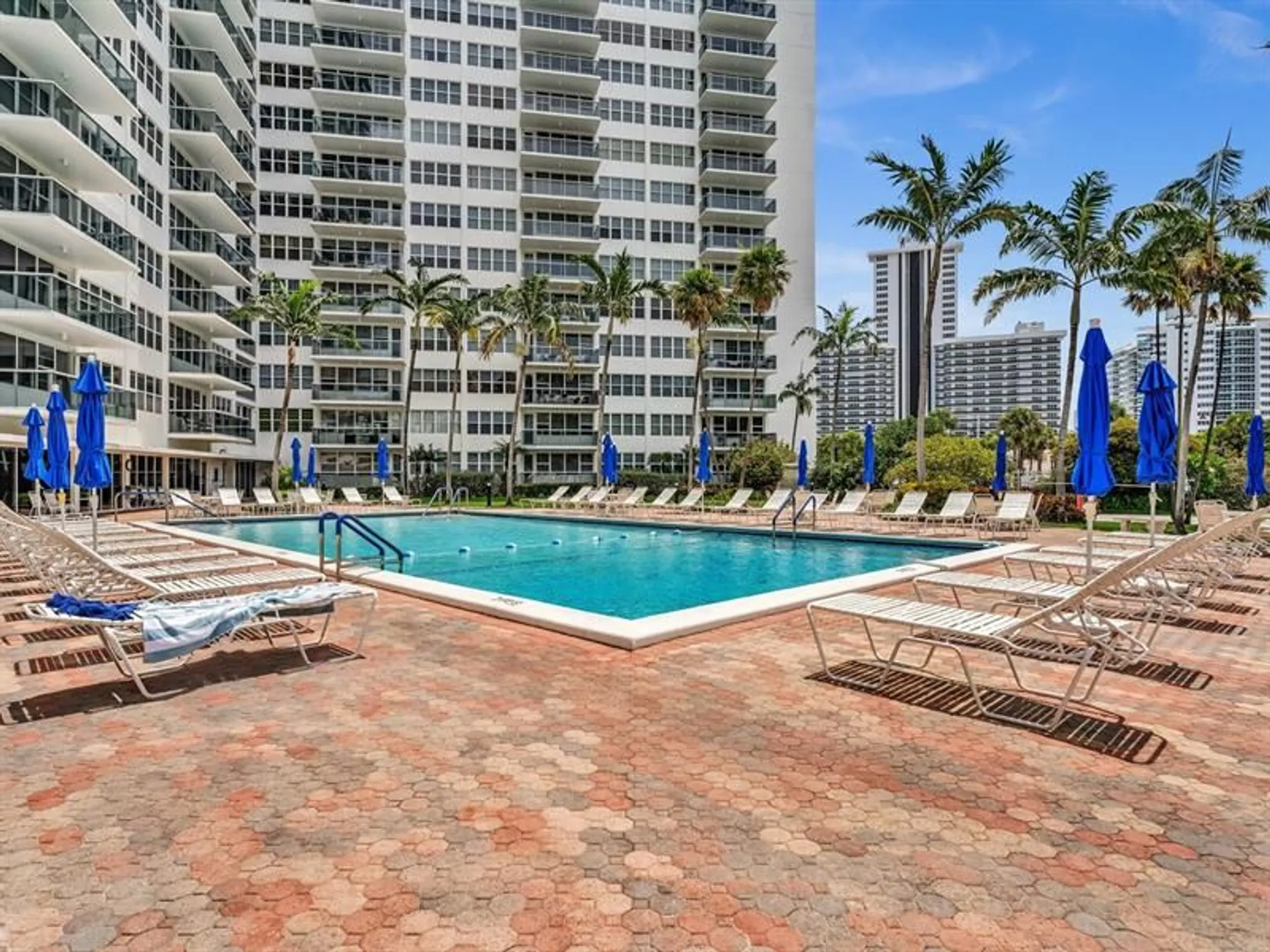 Property Slideshow image 21 of 44 | 3300 ne 36th st 714, Fort Lauderdale, FL, 33308