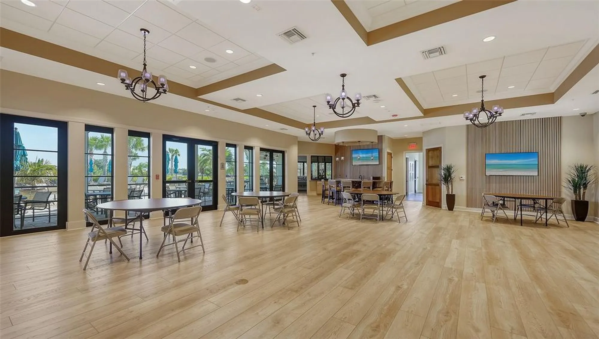 Property Slideshow image 43 of 46 | 5987 snowy egret dr, Sarasota, FL, 34238