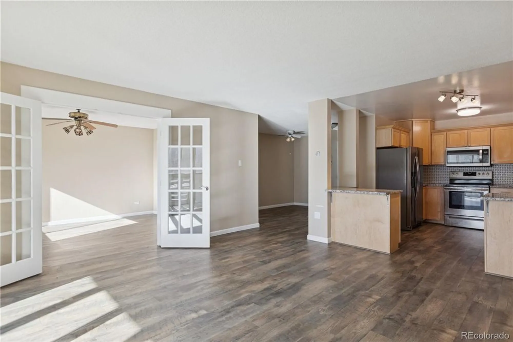 Property Slideshow image 10 of 35 | 660 s alton way 7b, Denver, CO, 80247
