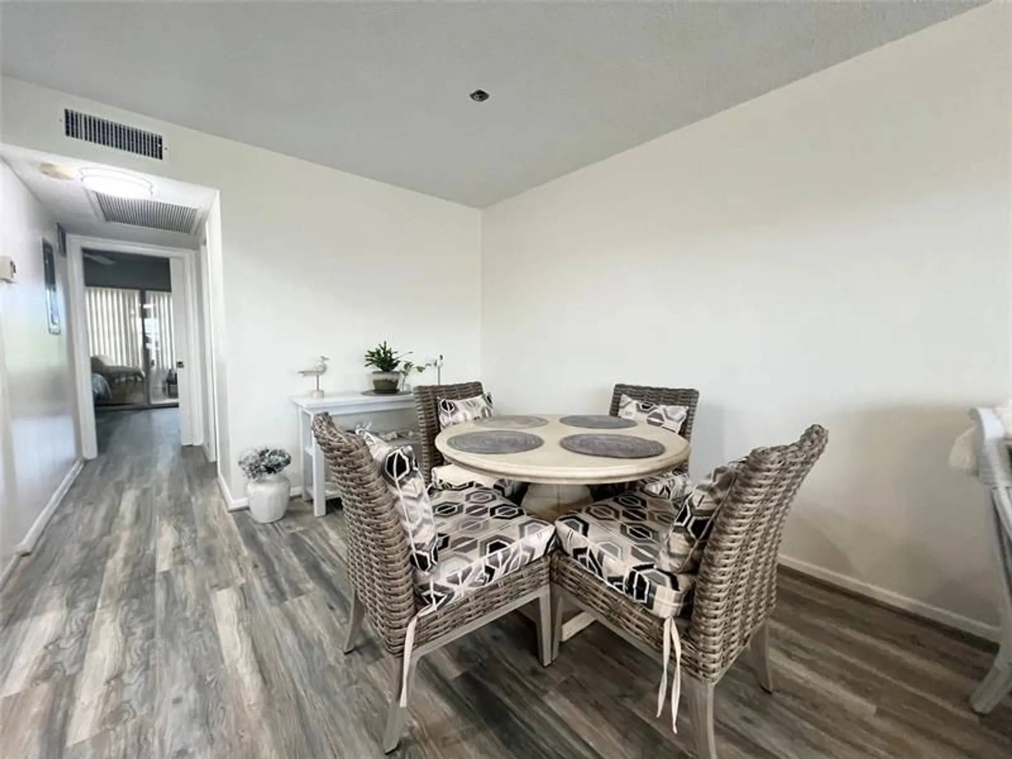 Property Slideshow image 4 of 40 | 410 grantham a # 410, Deerfield Beach, FL, 33442