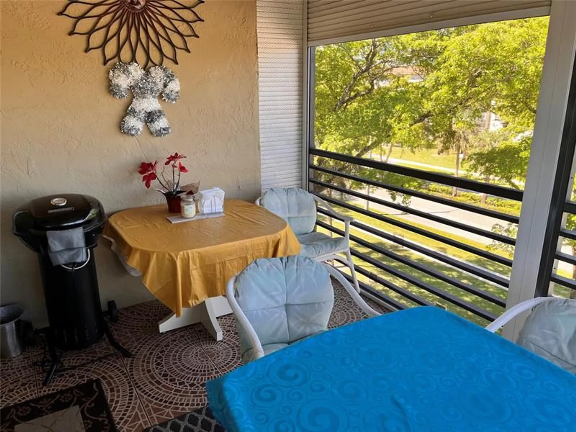 Property Slideshow image 8 of 25 | 4940 e sabal palm blvd apt 414, Tamarac, FL, 33319