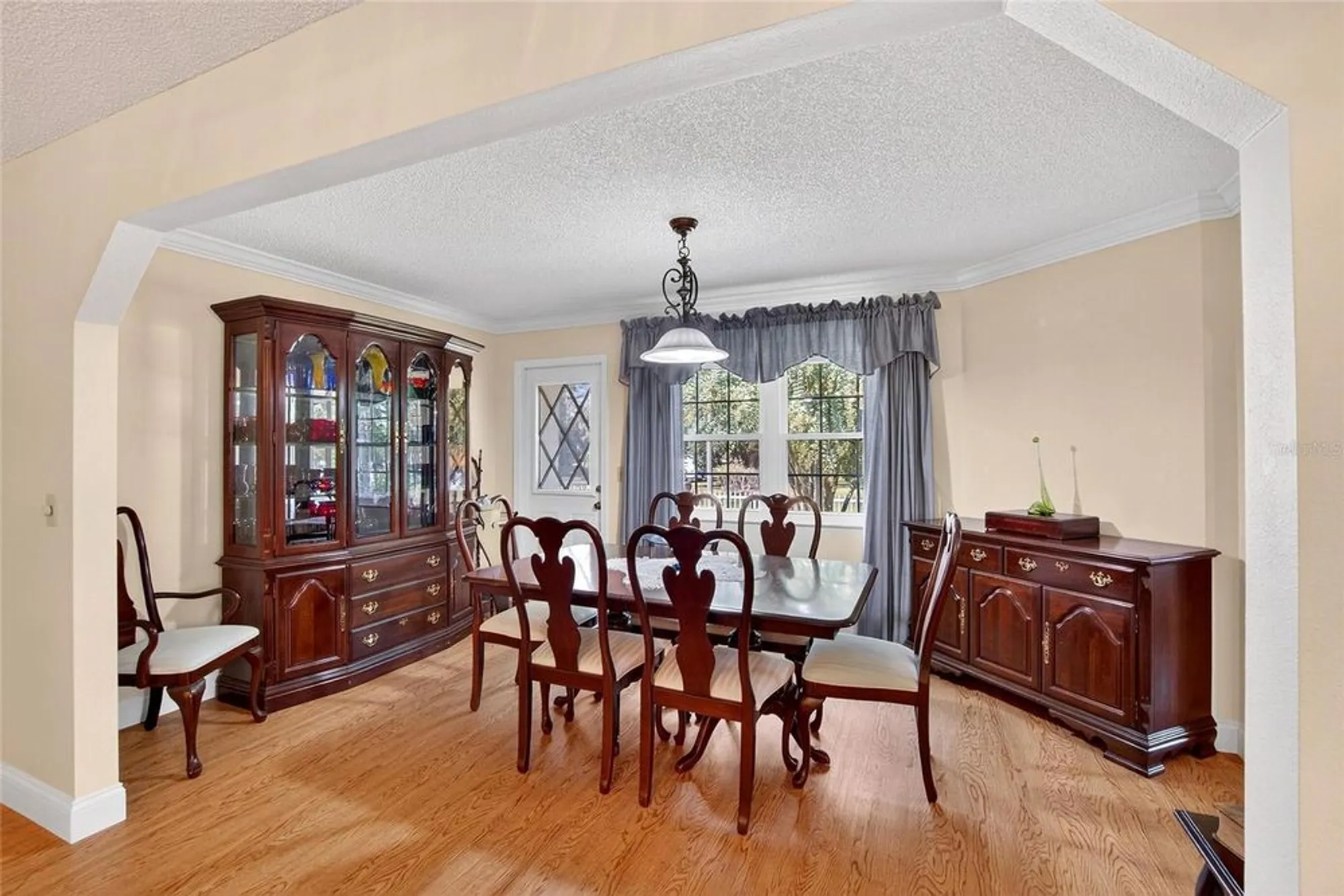 Property Slideshow image 15 of 71 | 6320 silver lakes dr, Lakeland, FL, 33810