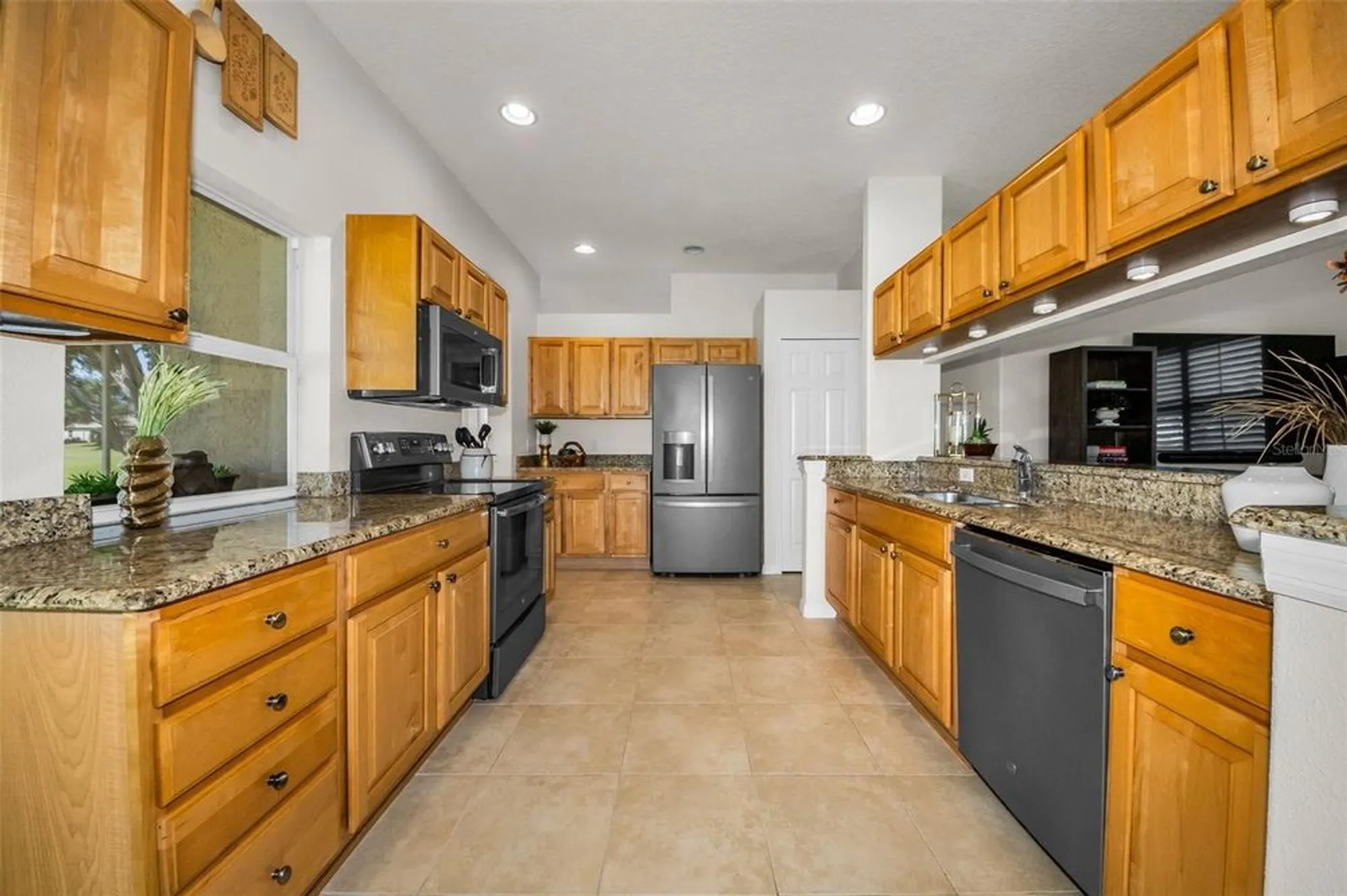 Property Slideshow image 19 of 62 | 18933 grand club dr, Hudson, FL, 34667