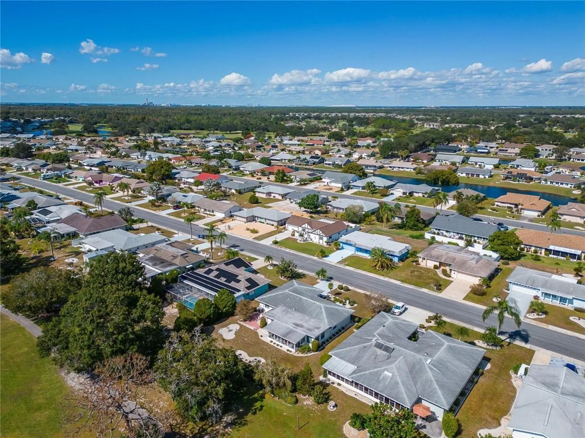 Property Slideshow image 40 of 42 | 612 allegheny dr, Sun City Center, FL, 33573