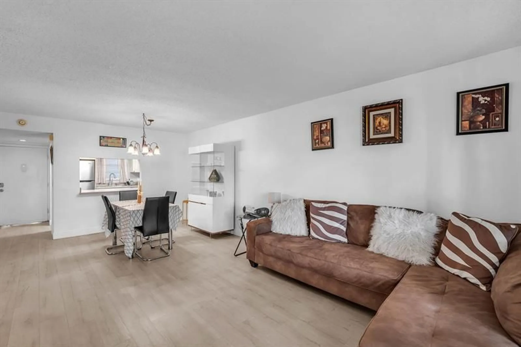 Property Slideshow image 21 of 33 | 12025 w greenway dr apt 104, Royal Palm Beach, FL, 33411