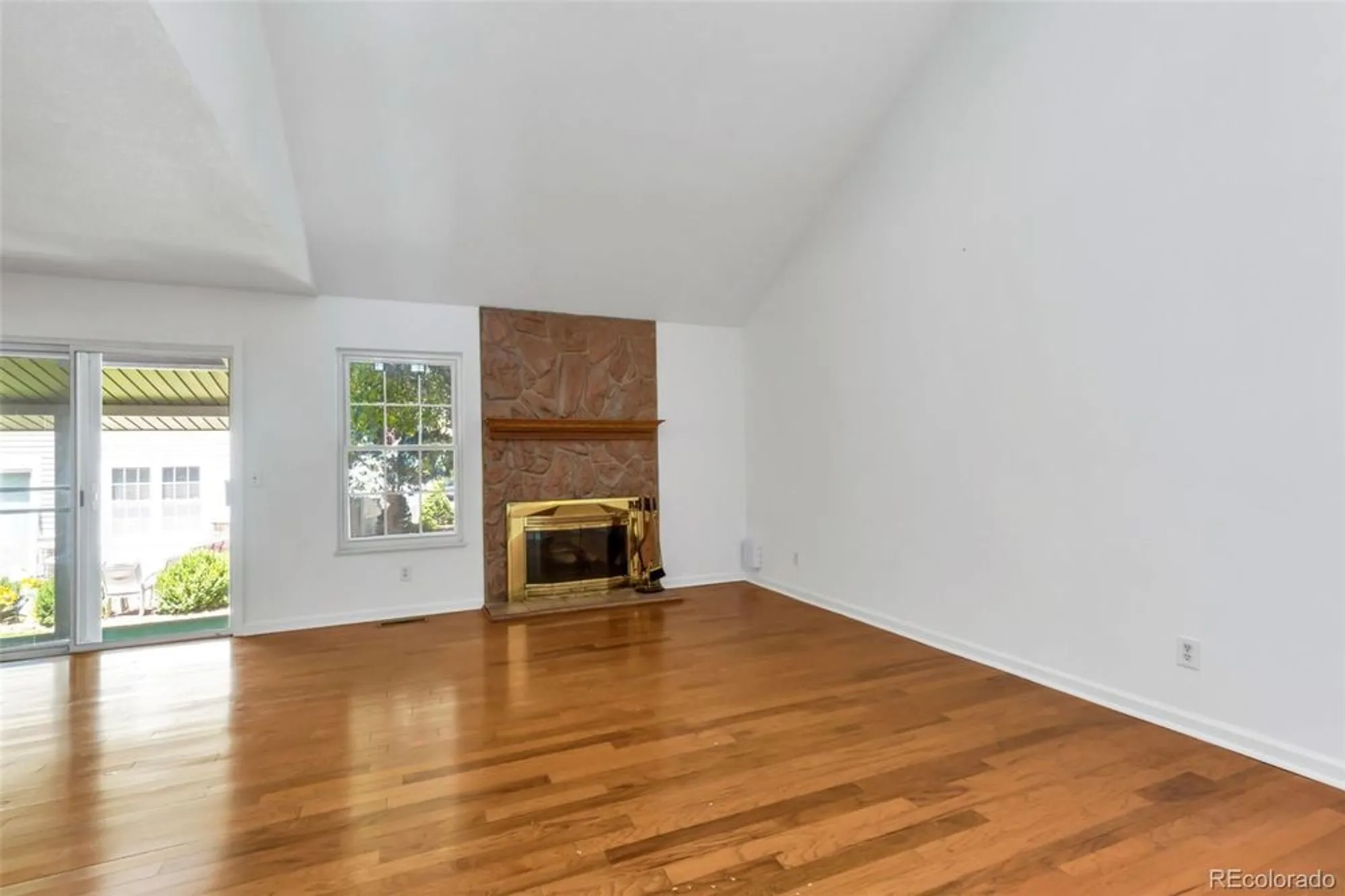 Property Slideshow image 5 of 46 | 3228 s xanadu st, Aurora, CO, 80014