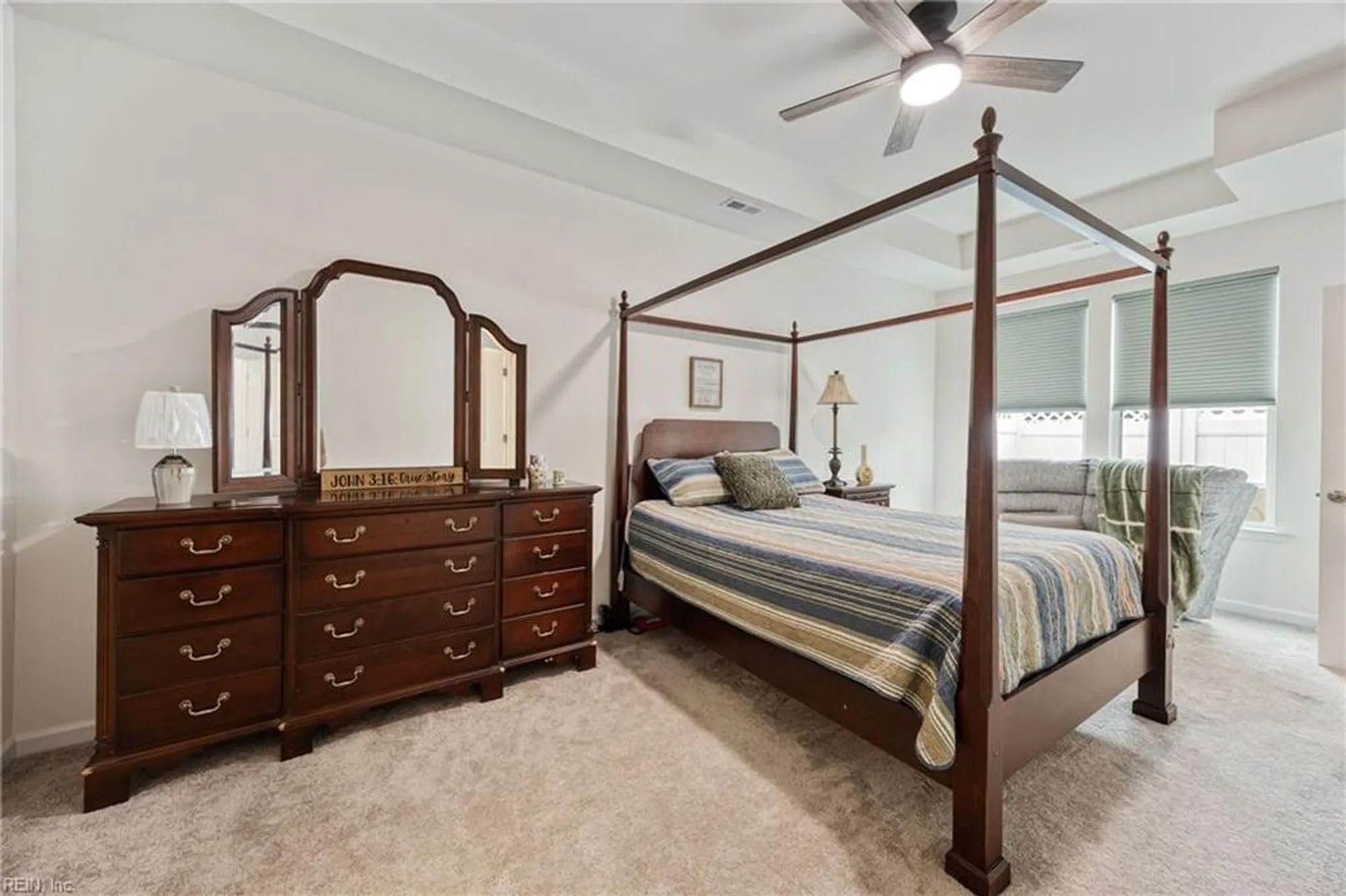Property Slideshow image 16 of 39 | 221 richmond ave, Smithfield, VA, 23430