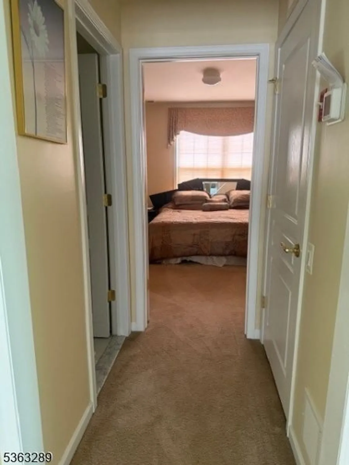 Property Slideshow image 12 of 27 | 515 crossfields ln, Somerset, NJ, 08873