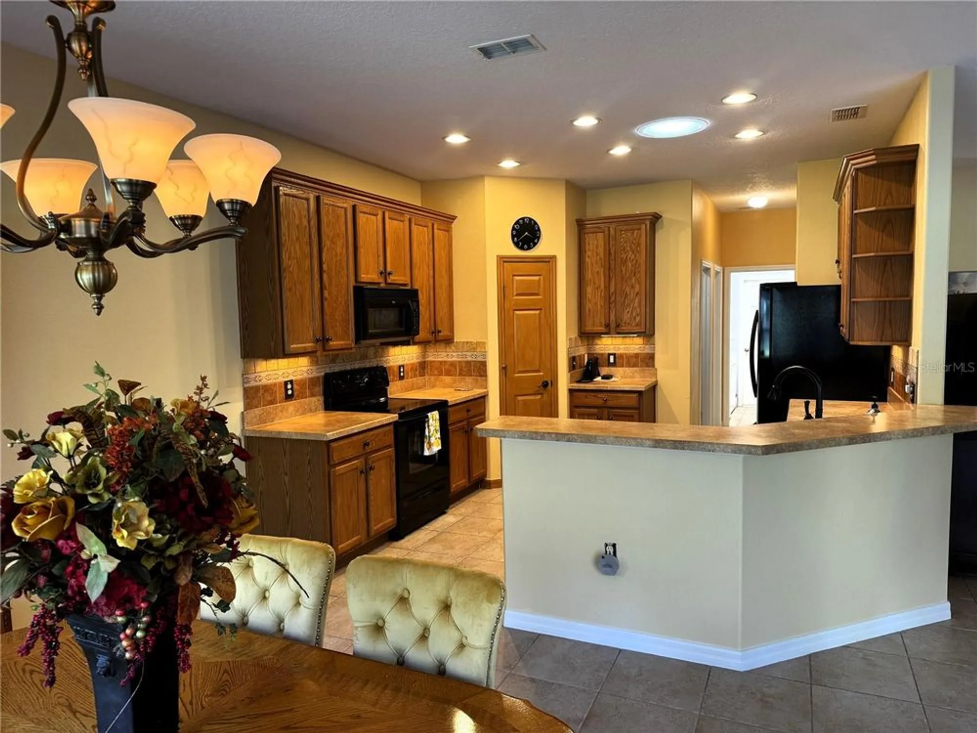 Property Slideshow image 20 of 68 | 100 vizcaya ct, Poinciana, FL, 34759