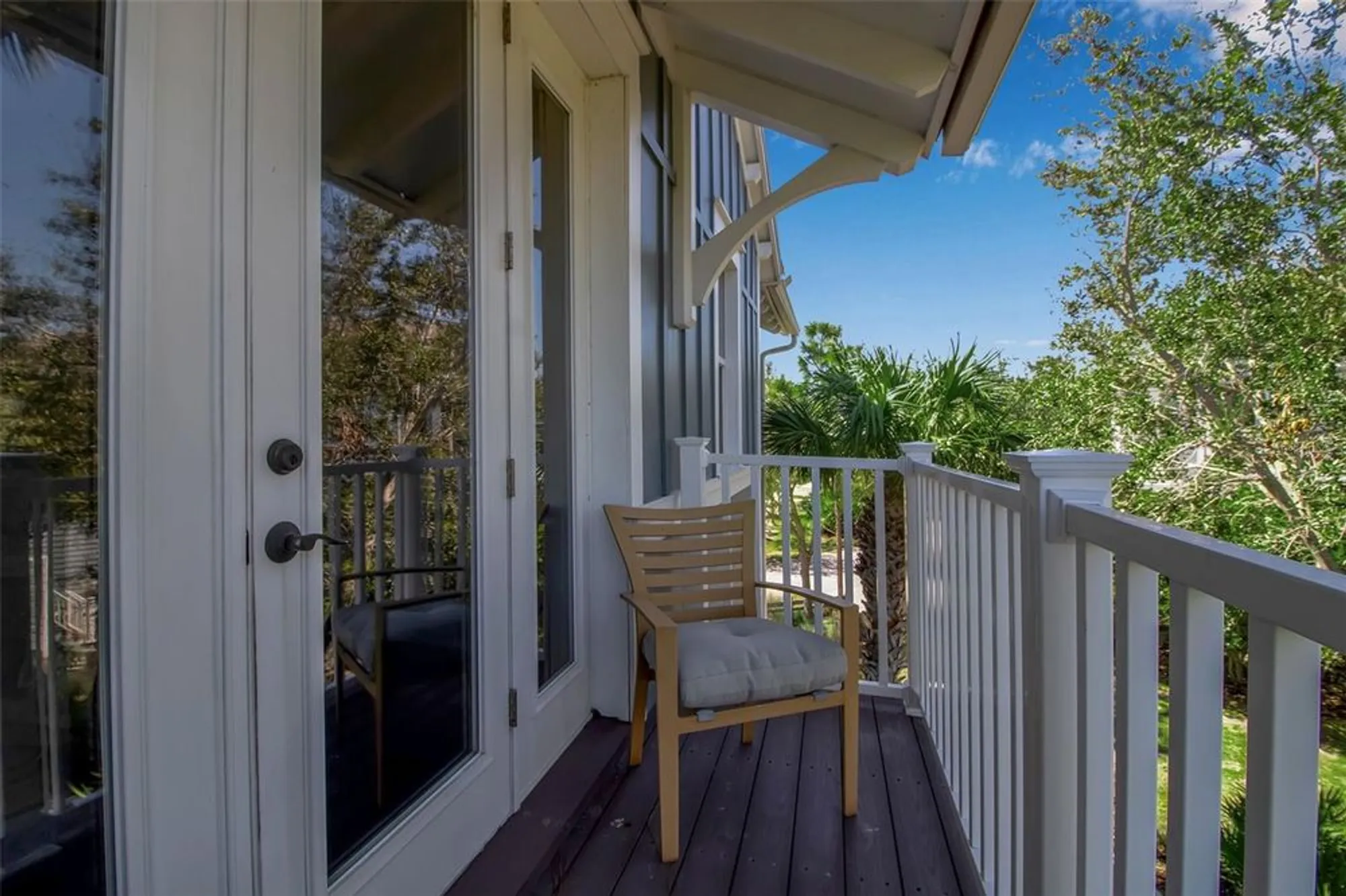 Property Slideshow image 10 of 99 | 321 sapphire lake dr 202, Bradenton, FL, 34209