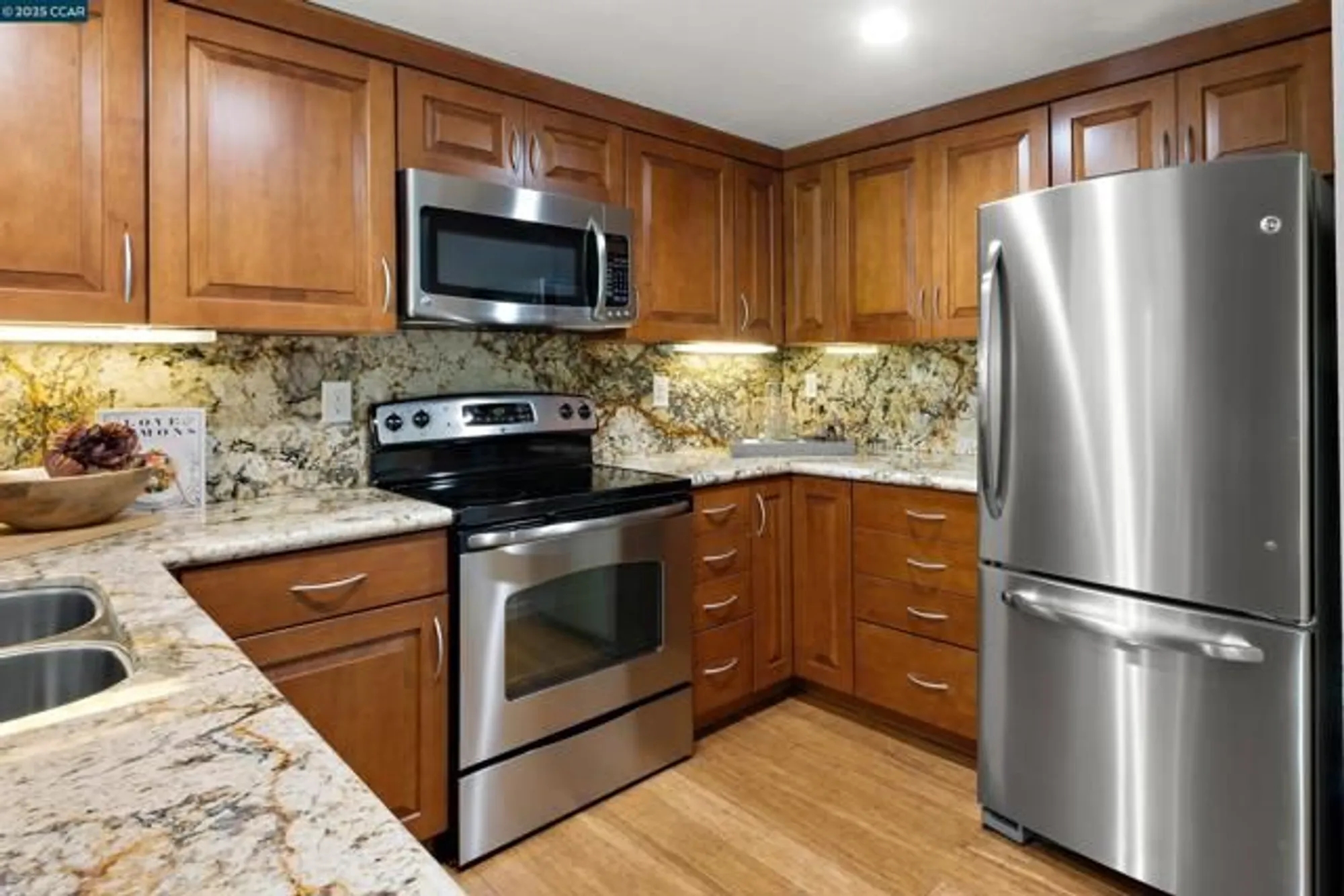 Property Slideshow image 10 of 29 | 1101 singingwood ct apt 4, Walnut Creek, CA, 94595