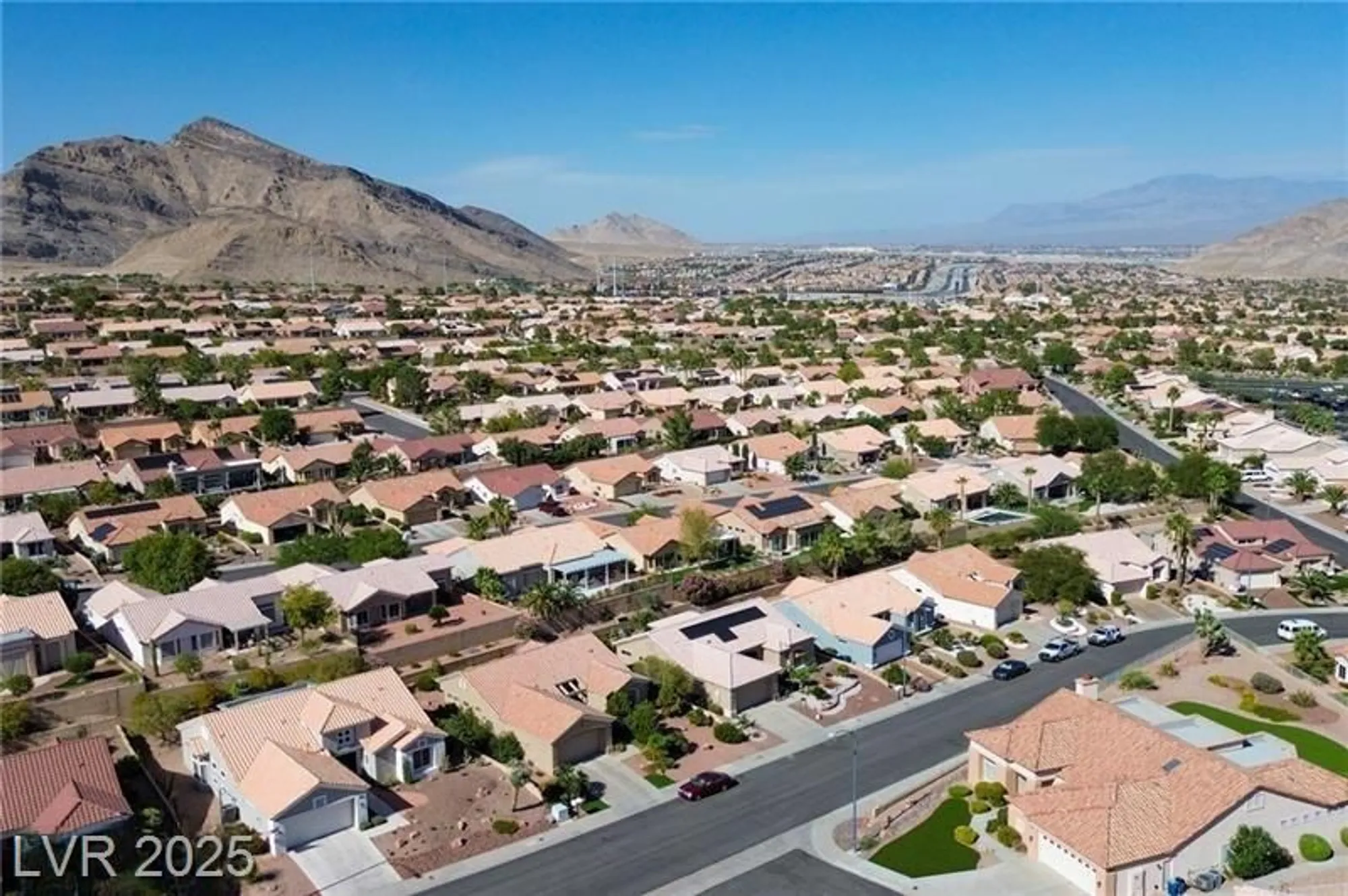 Property Slideshow image 29 of 32 | 10520 shoalhaven dr, Las Vegas, NV, 89134