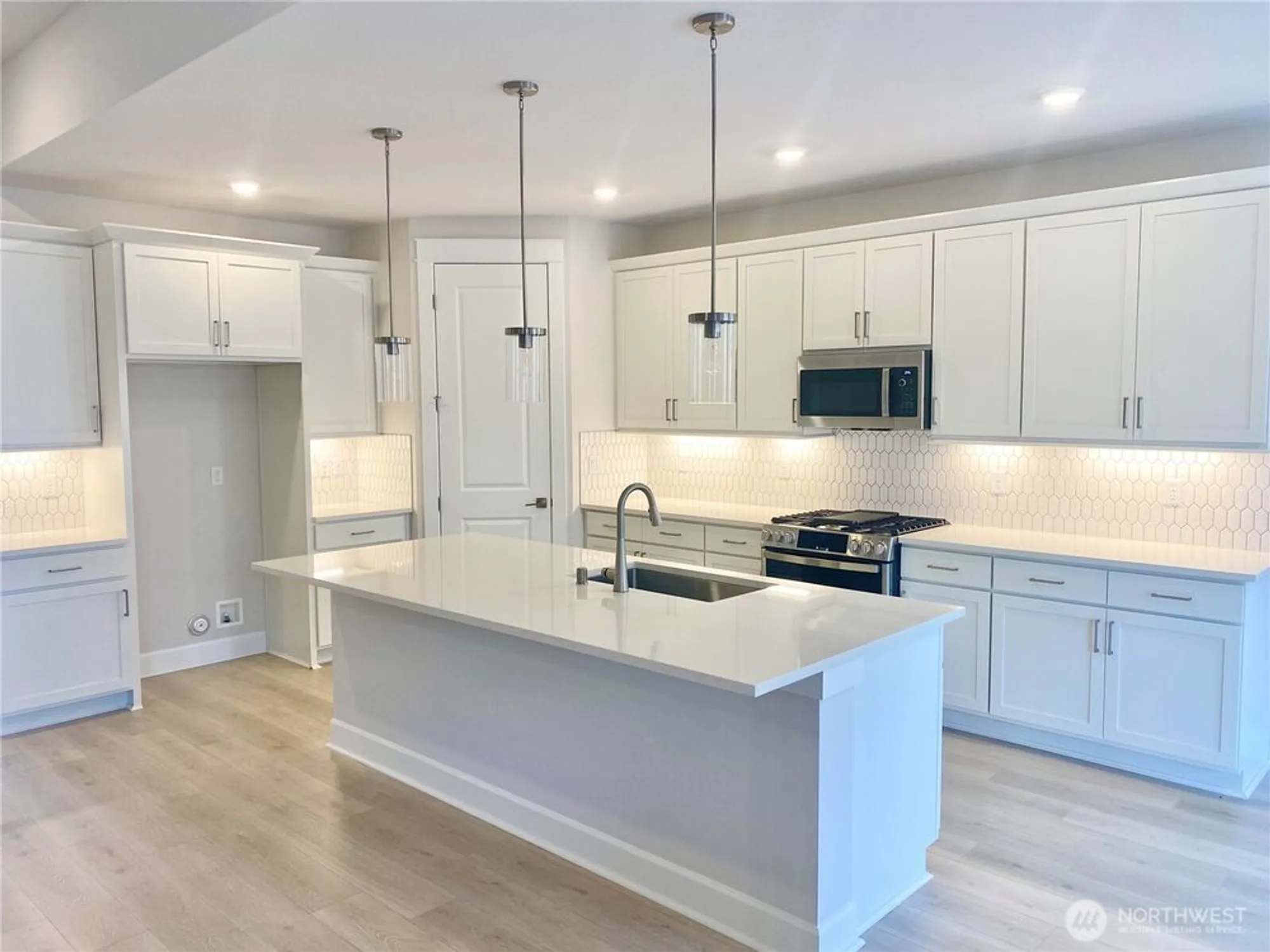 Property Slideshow image 2 of 19 | 2526 acer loop se, Lacey, WA, 98513